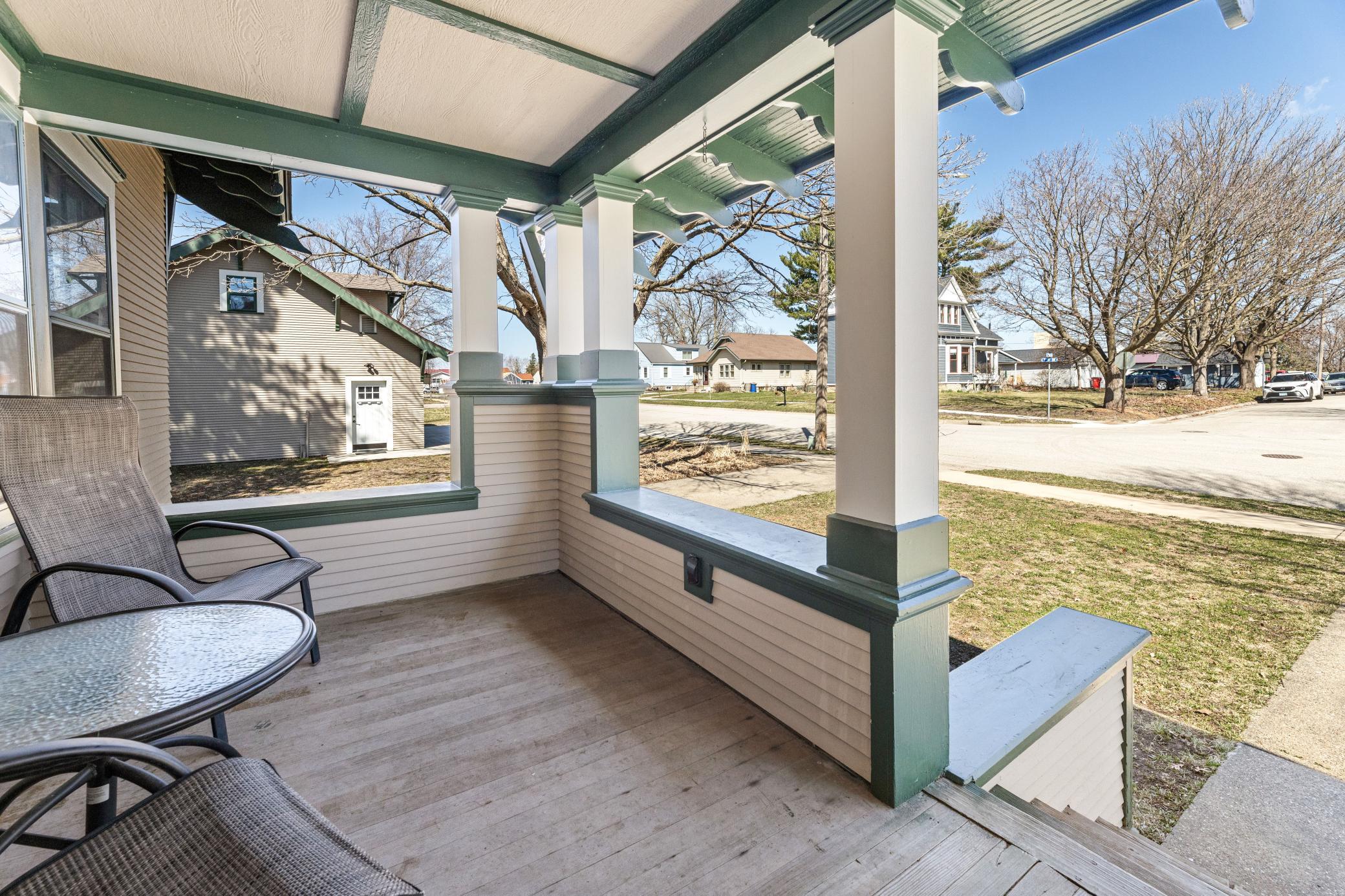 Homes for sale in Plainview, MN | 300 5th St Sw, Plainview, MN 55964 | MLS# 7053648