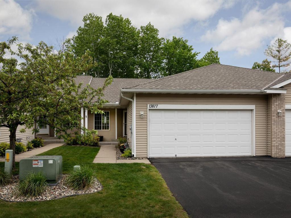 Homes for sale in Savage, MN | 13877 Ventura Pl, Savage, MN 55378 | MLS# 7053933