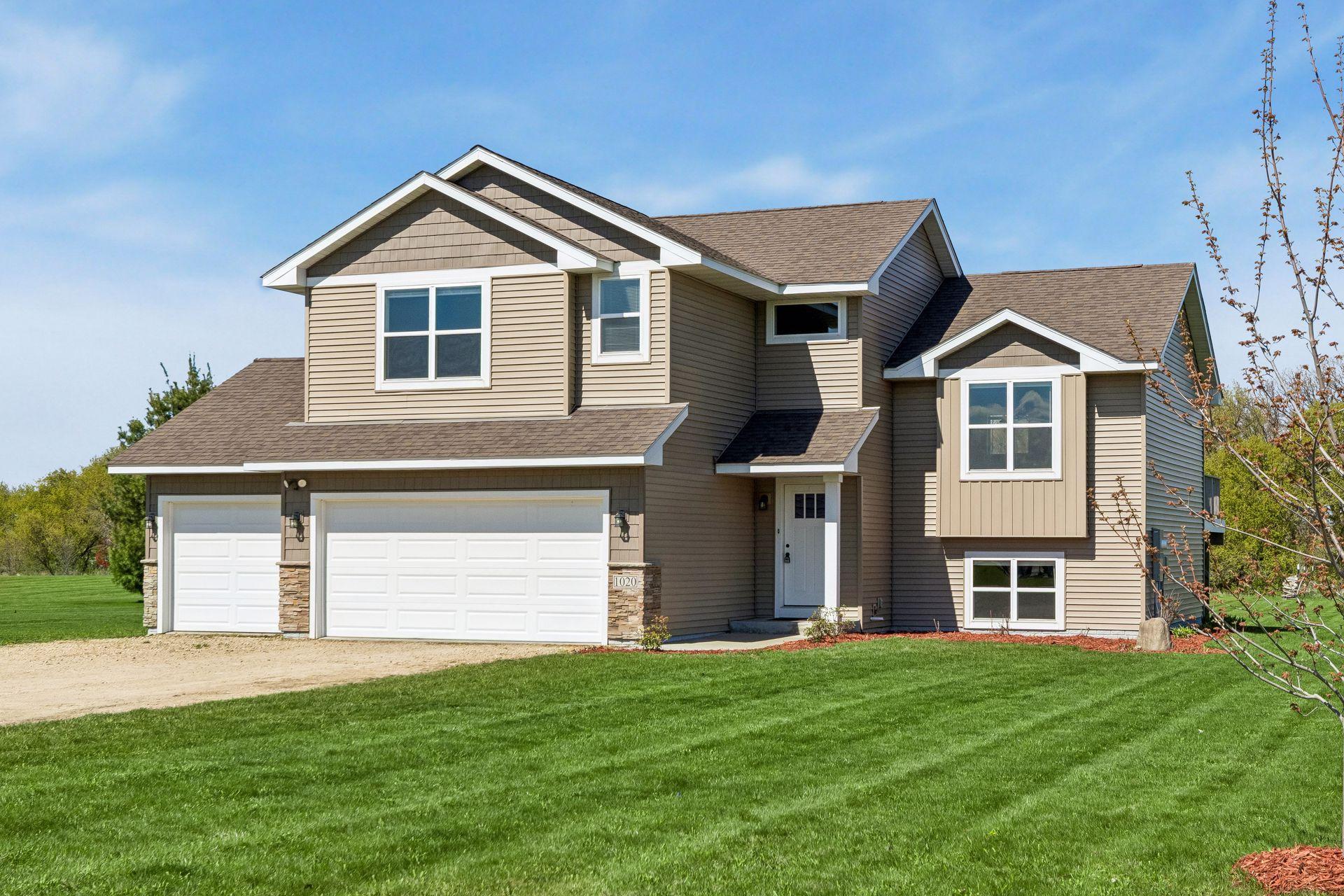 Homes for sale in Hammond, WI | 1020 167th St, Hammond, WI 54015 | MLS# 7053975