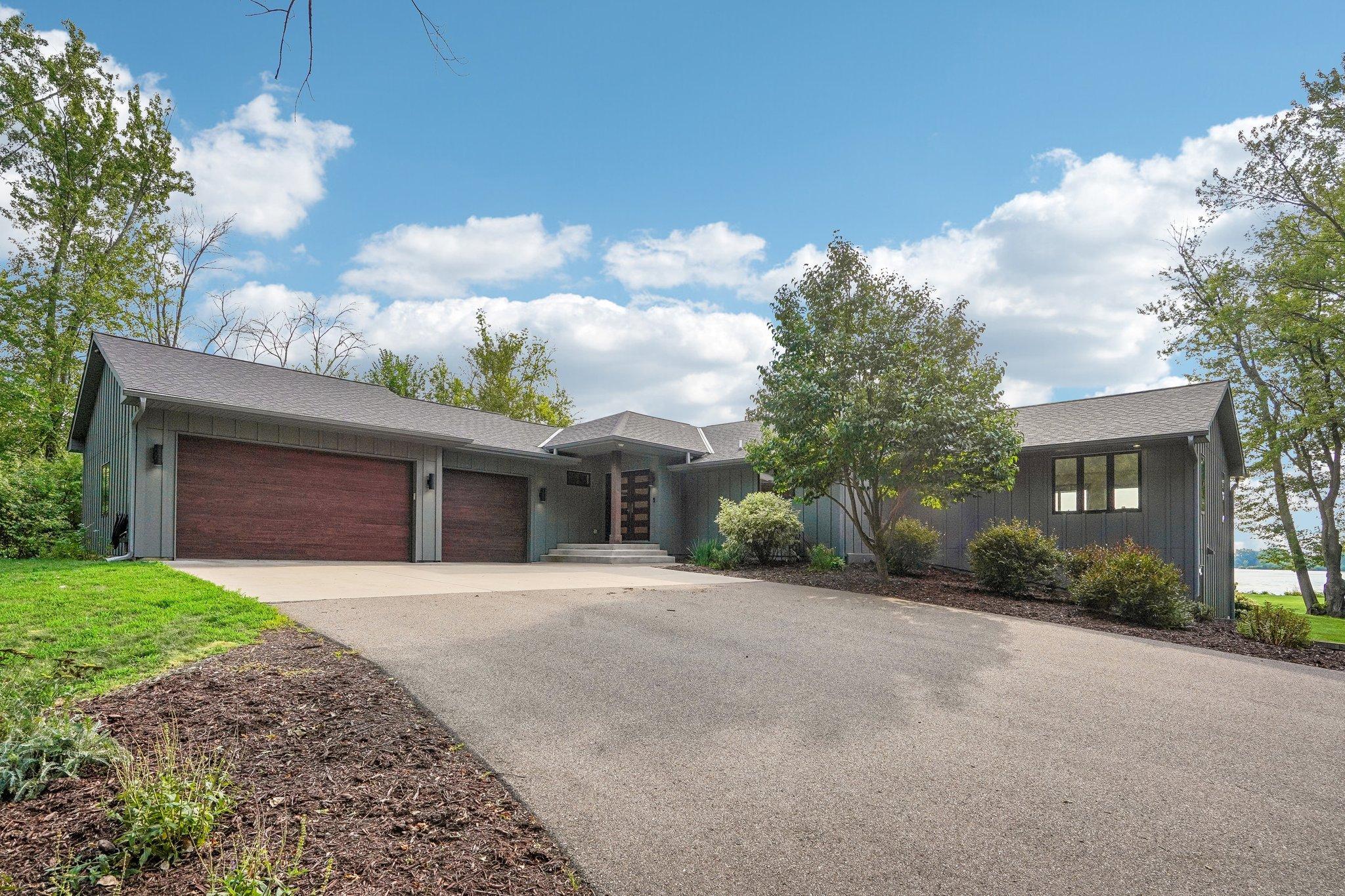 1st image of 7397 Old Mill Rd, Hugo, MN 55038 | MLS# 7054004