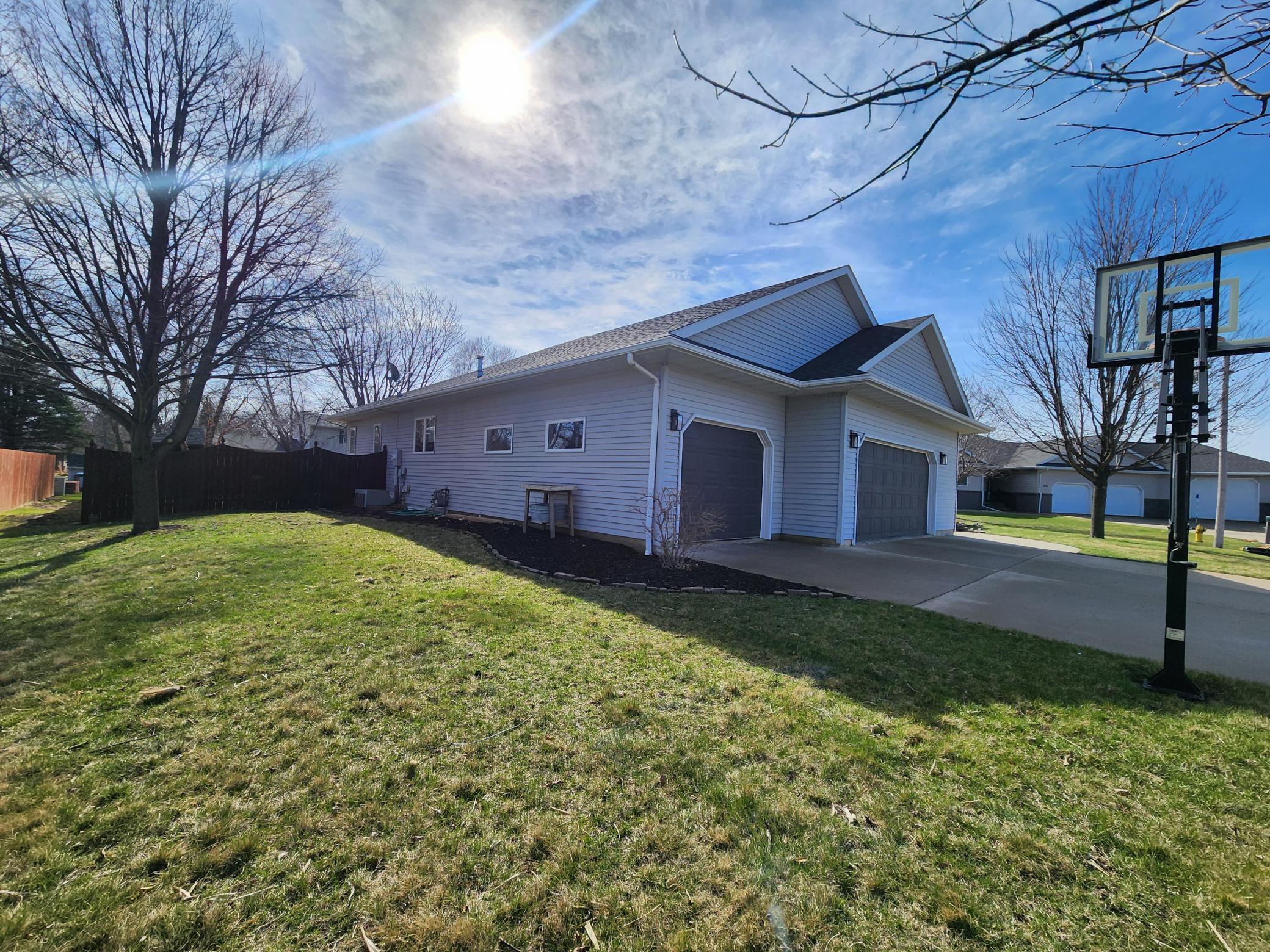 Homes for sale in Pipestone, MN | 905 4Th Ave Se, Pipestone, MN 56164 | MLS# 7054051
