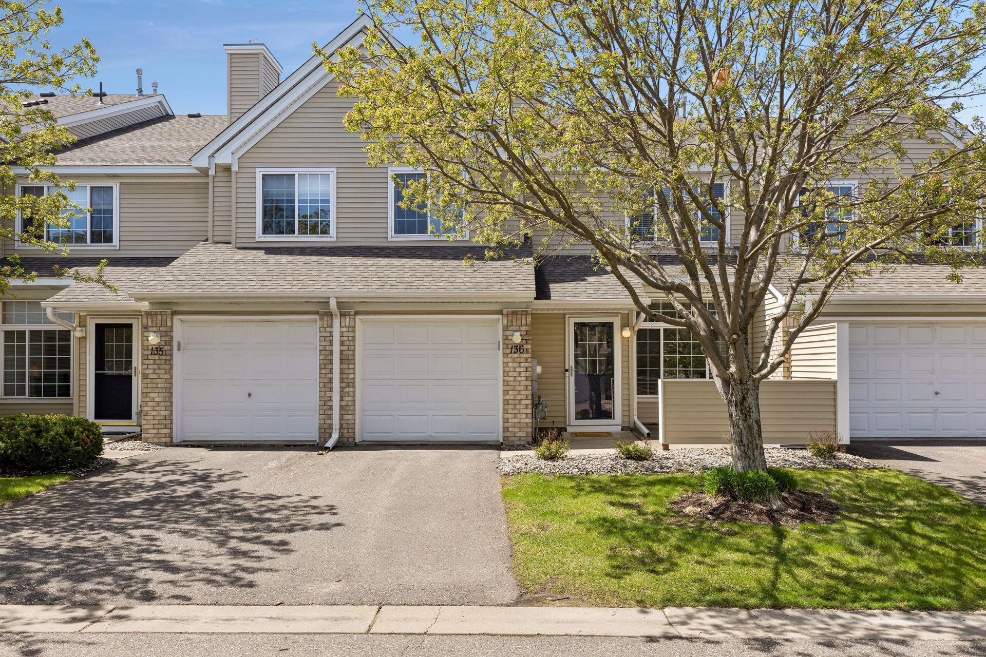 Homes for sale in Plymouth, MN | 2200 Ranchview Ln N #136, Plymouth, MN 55447 | MLS# 7054408