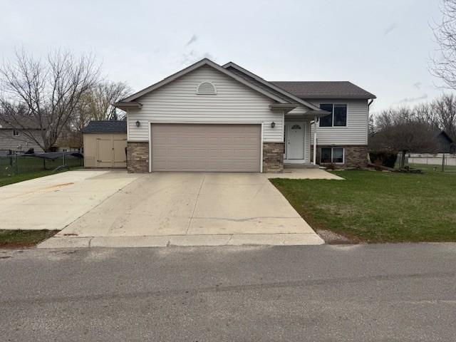Homes for sale in Austin, MN | 2300 22nd Dr Sw, Austin, MN 55912 | MLS# 7054470