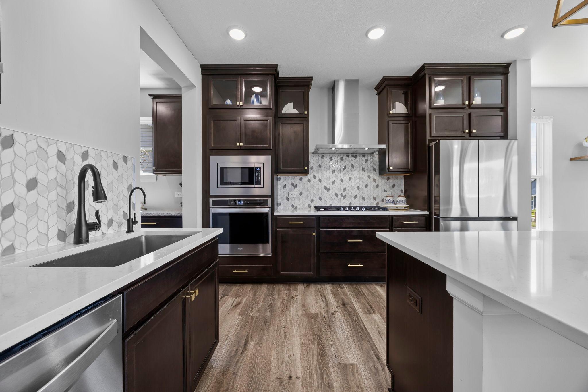 3rd image of 11605 Upland Ln N, Maple Grove, MN 55369 | MLS# 7054516