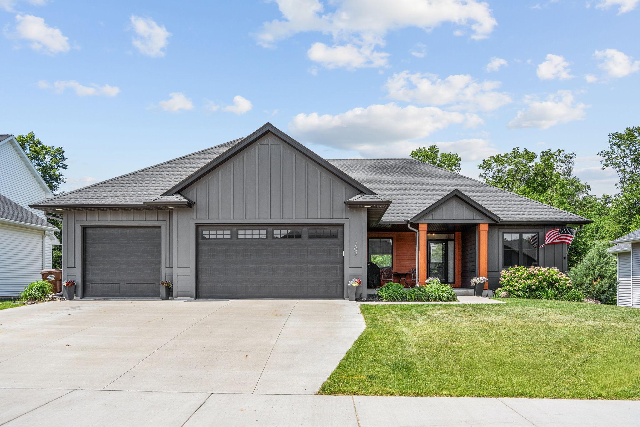 1st image of 702 Eastland Ave Se, New Prague, MN 56071 | MLS# 7054699