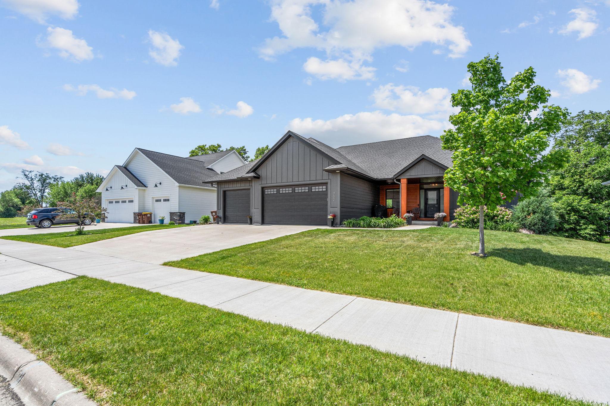 3rd image of 702 Eastland Ave Se, New Prague, MN 56071 | MLS# 7054699