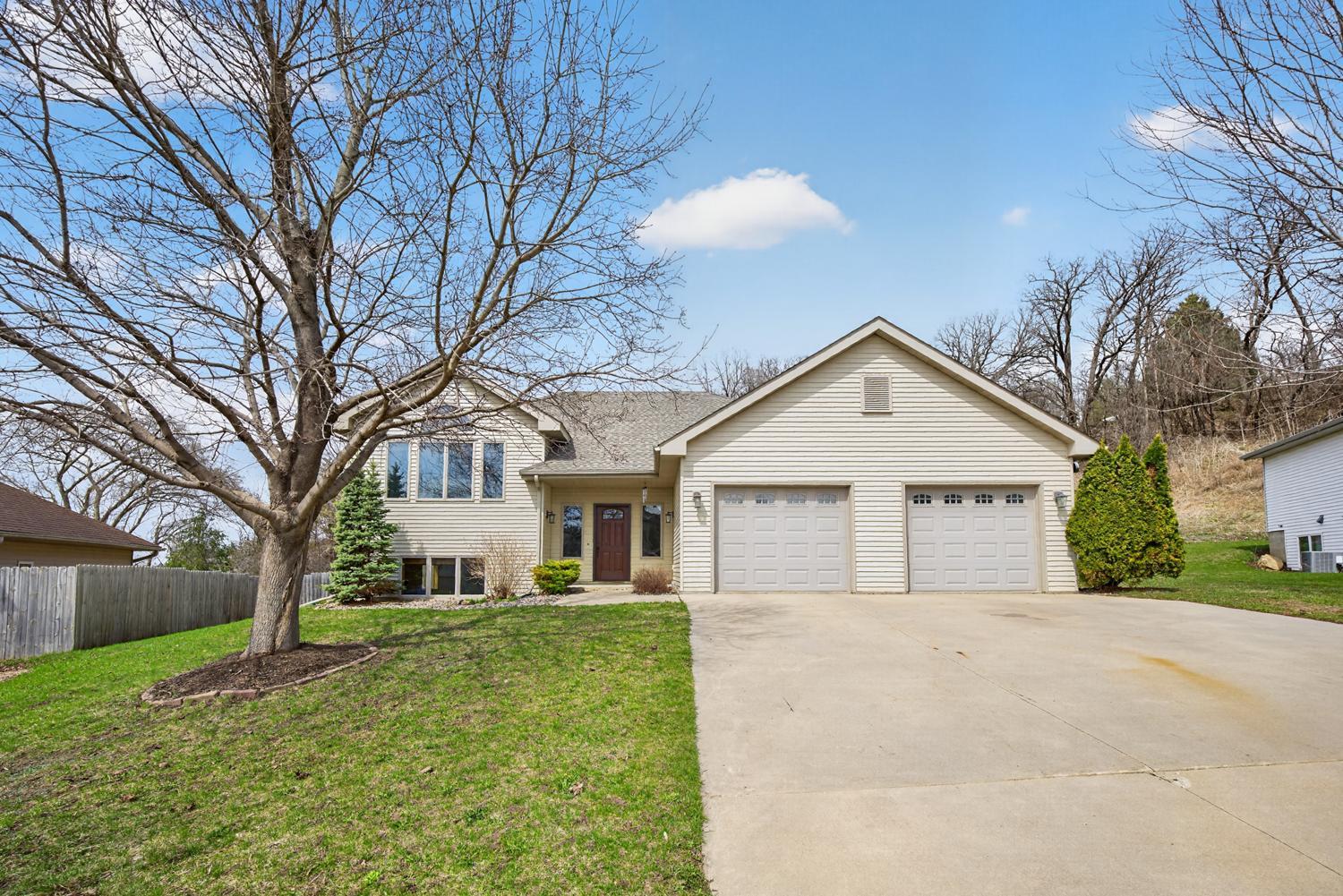 2nd image of 530 Cedar Ct Ne, Pine Island, MN 55963 | MLS# 7054700