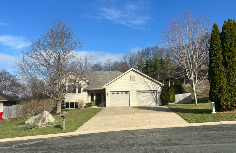 1st image of 530 Cedar Ct Ne, Pine Island, MN 55963 | MLS# 7054700