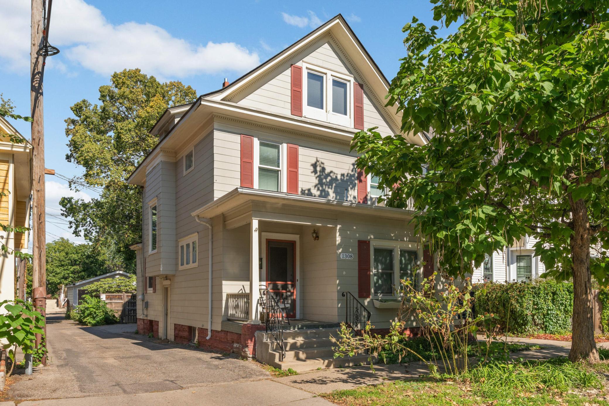 Homes for sale in Minneapolis, MN | 1308 W 24th St, Minneapolis, MN 55405 | MLS# 7055188