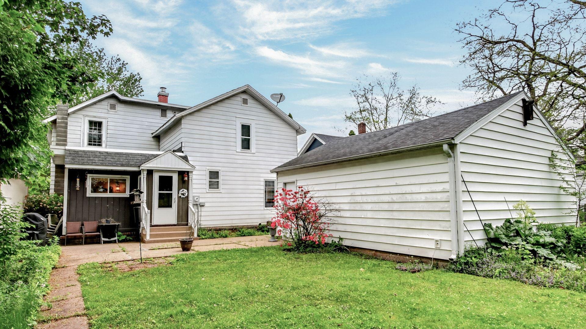 Homes for sale in Eau Claire, WI | 443 Union St, Eau Claire, WI 54703 | MLS# 7055213