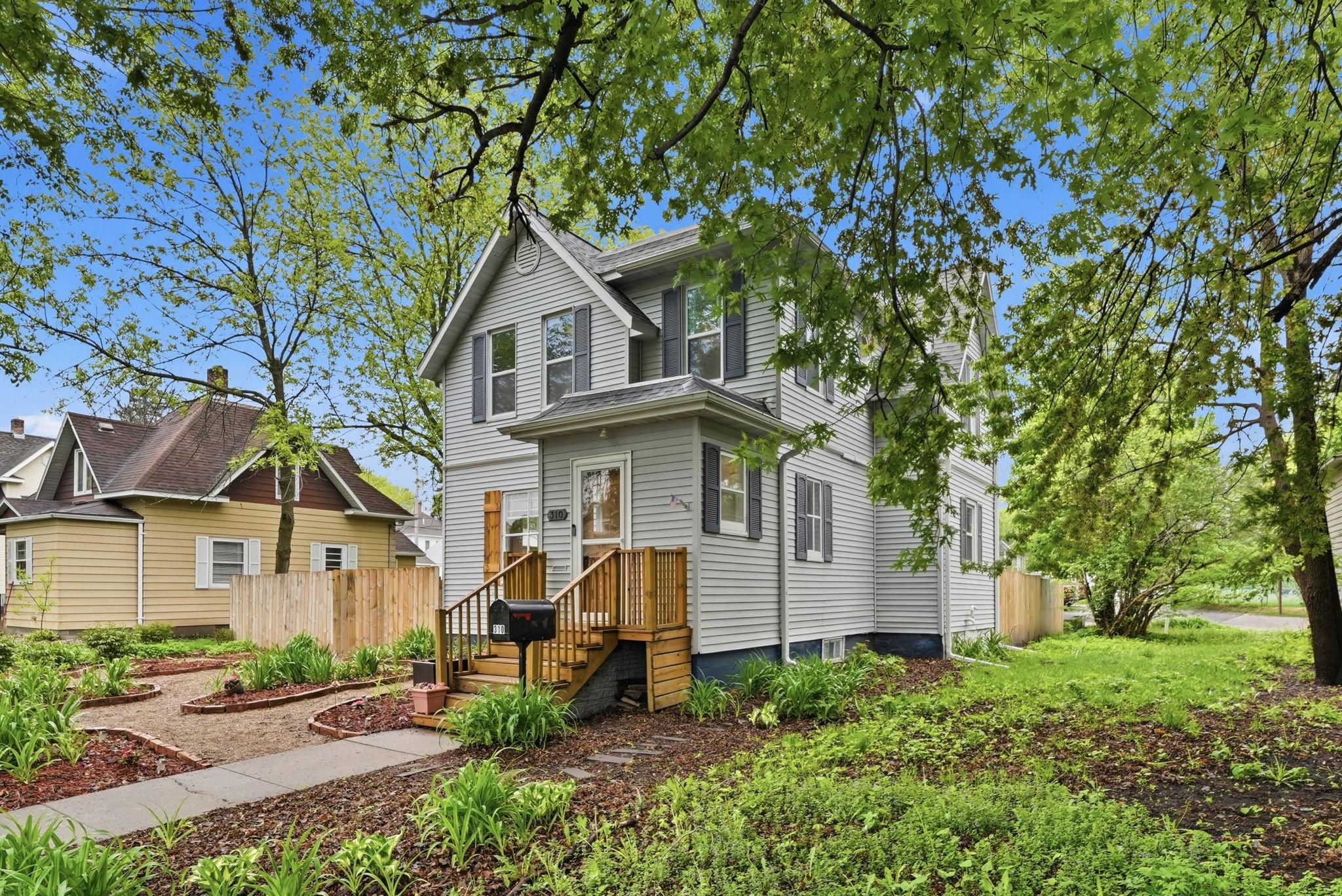 Homes for sale in Glenwood, MN | 310 1St Ave Se, Glenwood, MN 56334 | MLS# 7055406
