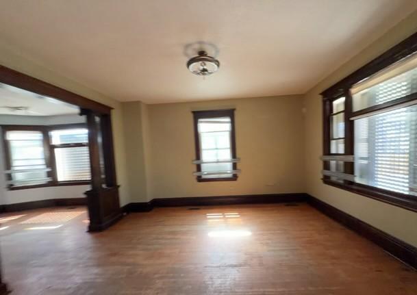 5th image of 2930 Girard Ave N, Minneapolis, MN 55411 | MLS# 7055471