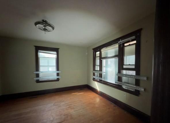 4th image of 2930 Girard Ave N, Minneapolis, MN 55411 | MLS# 7055471