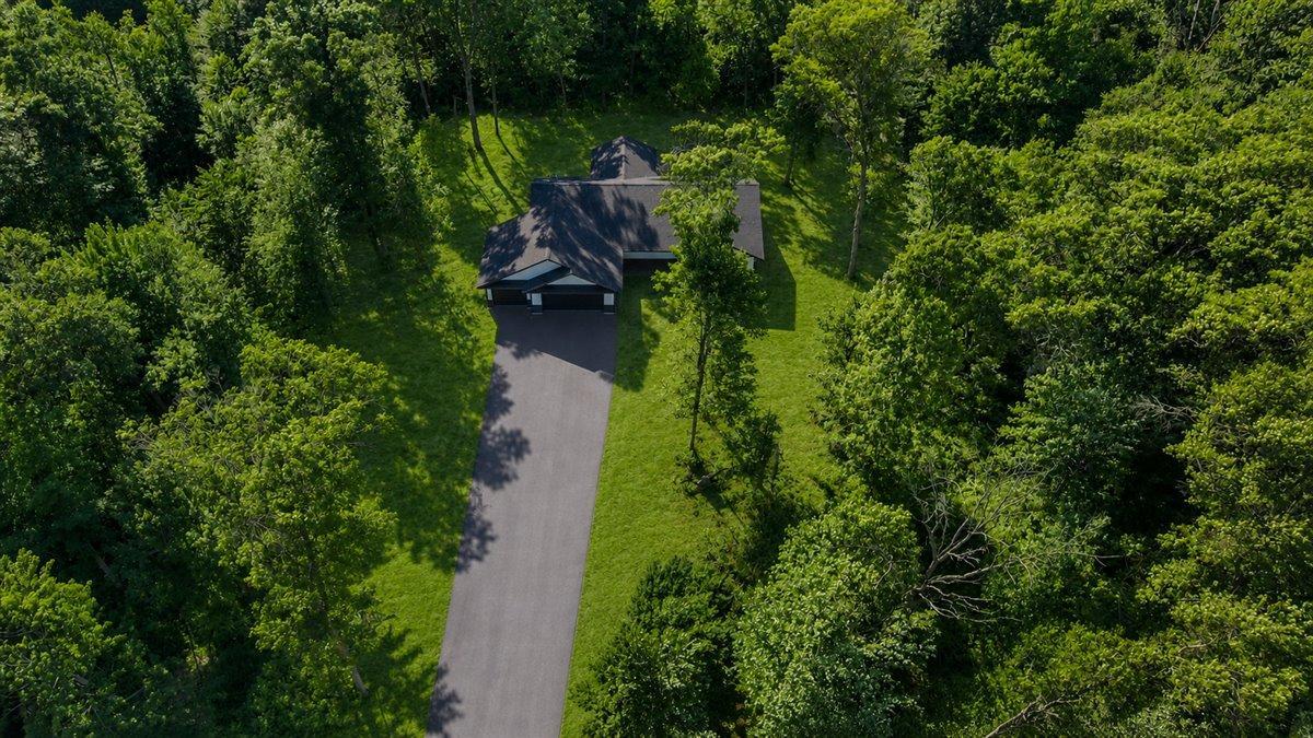 3rd image of 1622 Maplewood Ridge Rd, Brainerd, MN 56401 | MLS# 7055490