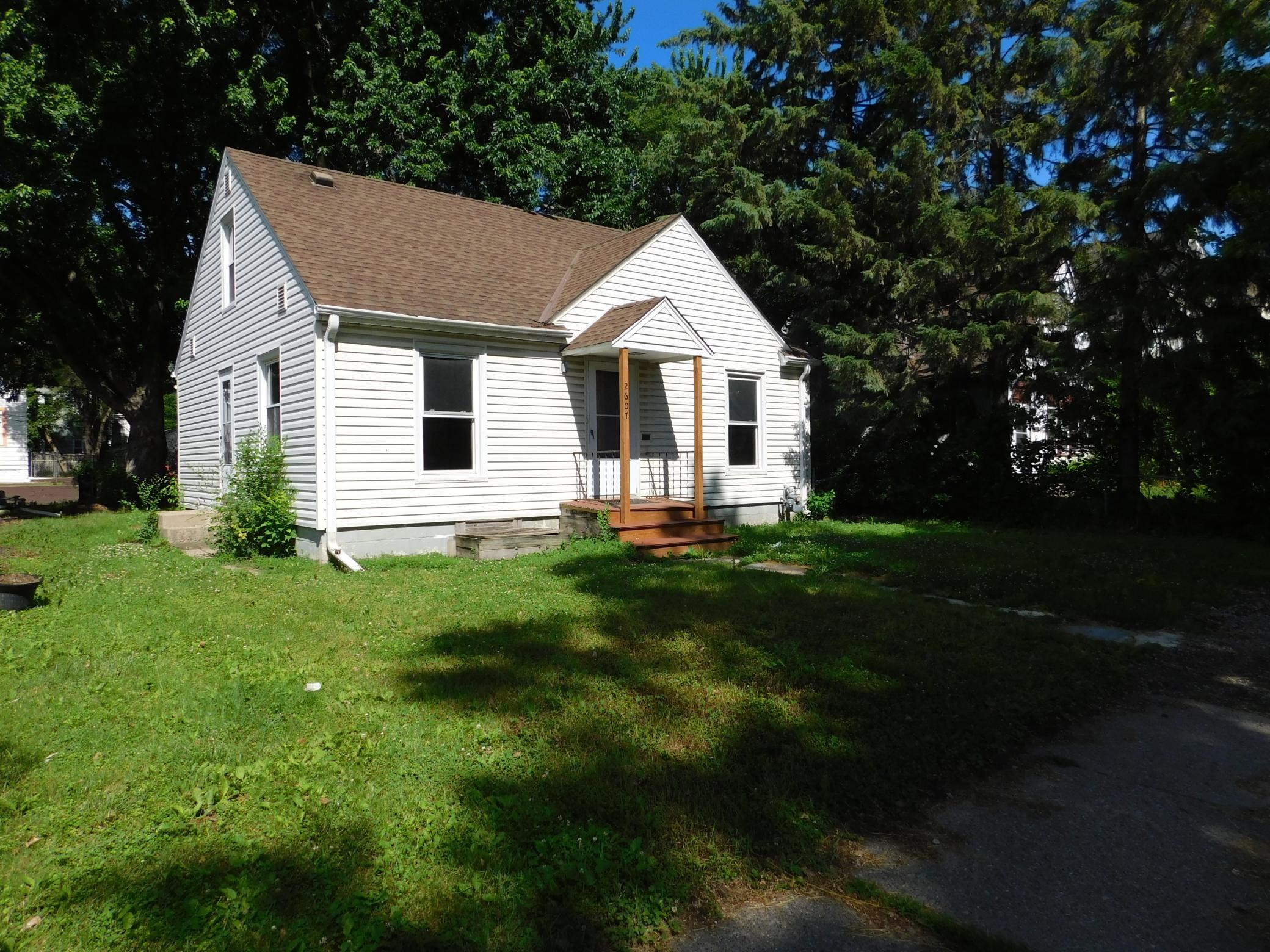 1st image of 2607 Girard Ave N, Minneapolis, MN 55411 | MLS# 7055495