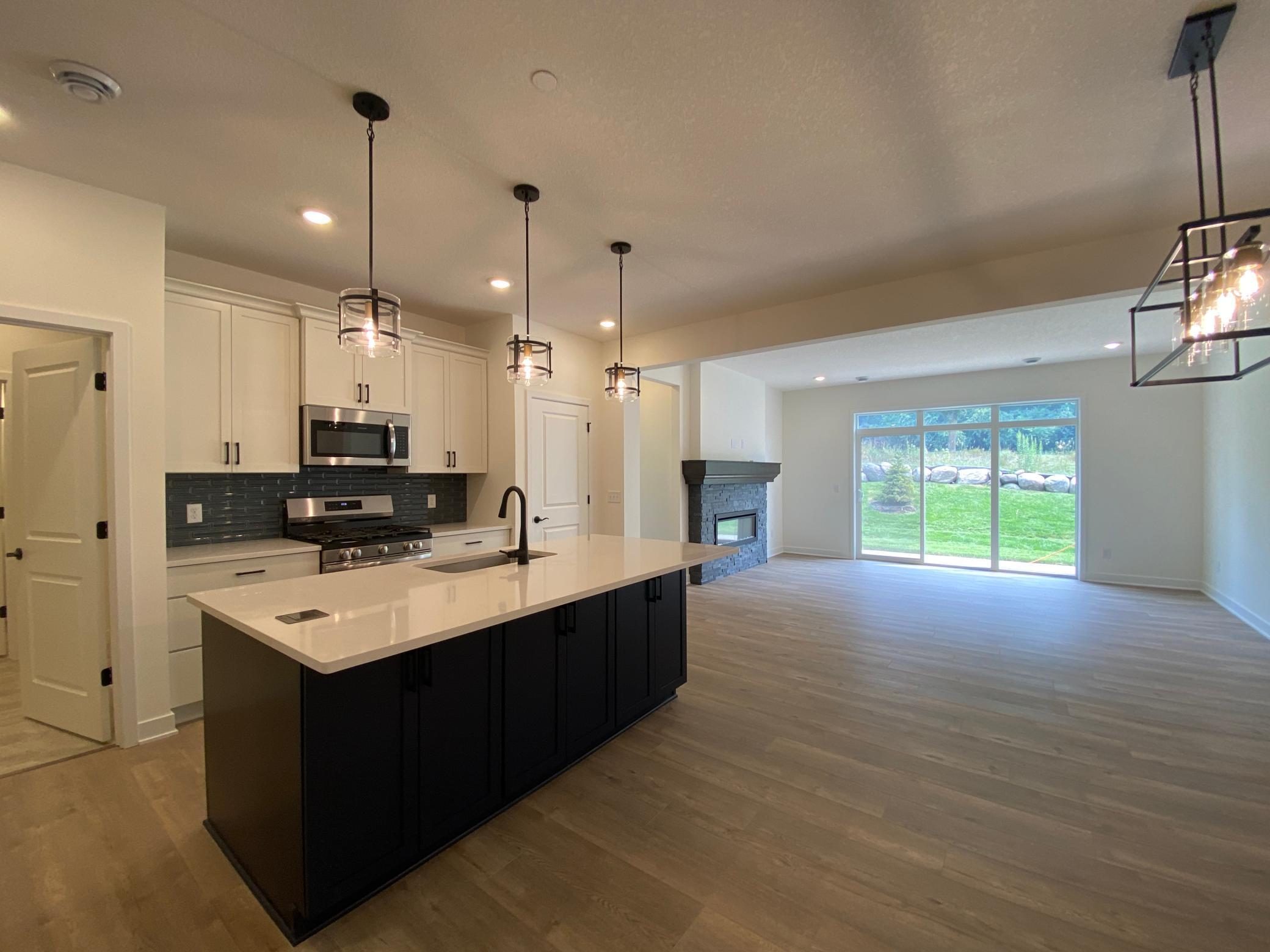3rd image of 13788 Hollybrook Cir, Saint Paul, MN 55124 | MLS# 7055907