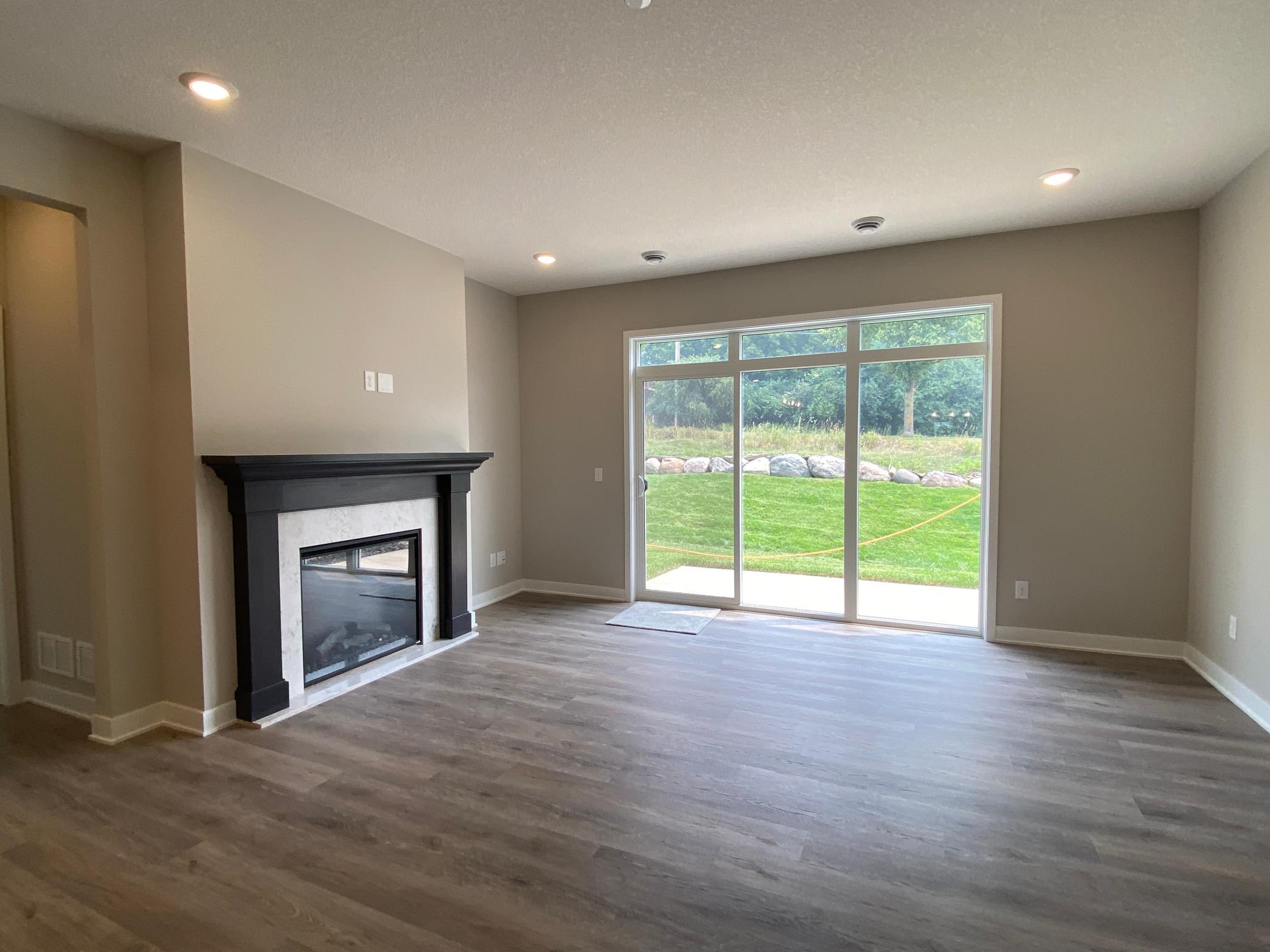 5th image of 13792 Hollybrook Cir, Saint Paul, MN 55124 | MLS# 7055936