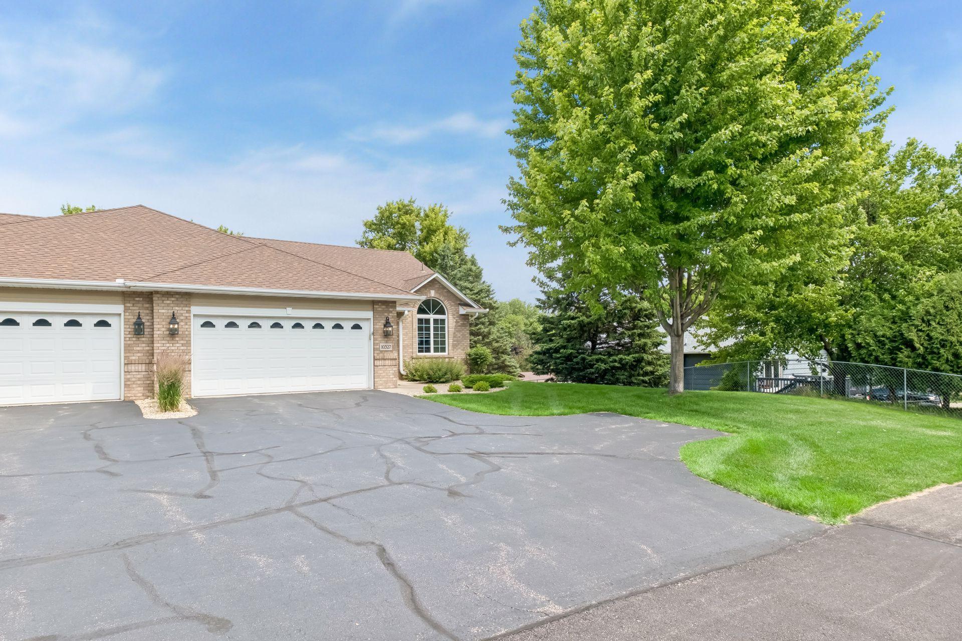 33rd image of 10327 165th St W, Lakeville, MN 55044 | MLS# 7056082
