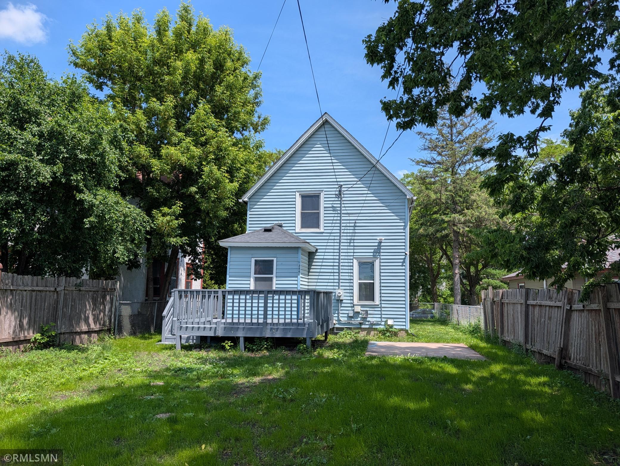 2nd image of 2003 Willow Ave N, Minneapolis, MN 55411 | MLS# 7056347