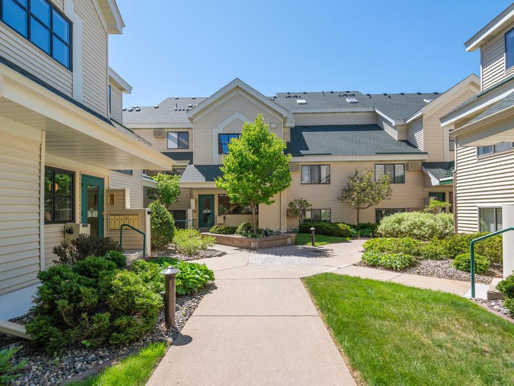1st image of 7605 Edinborough Wy #6214, Minneapolis, MN 55435 | MLS# 7056727