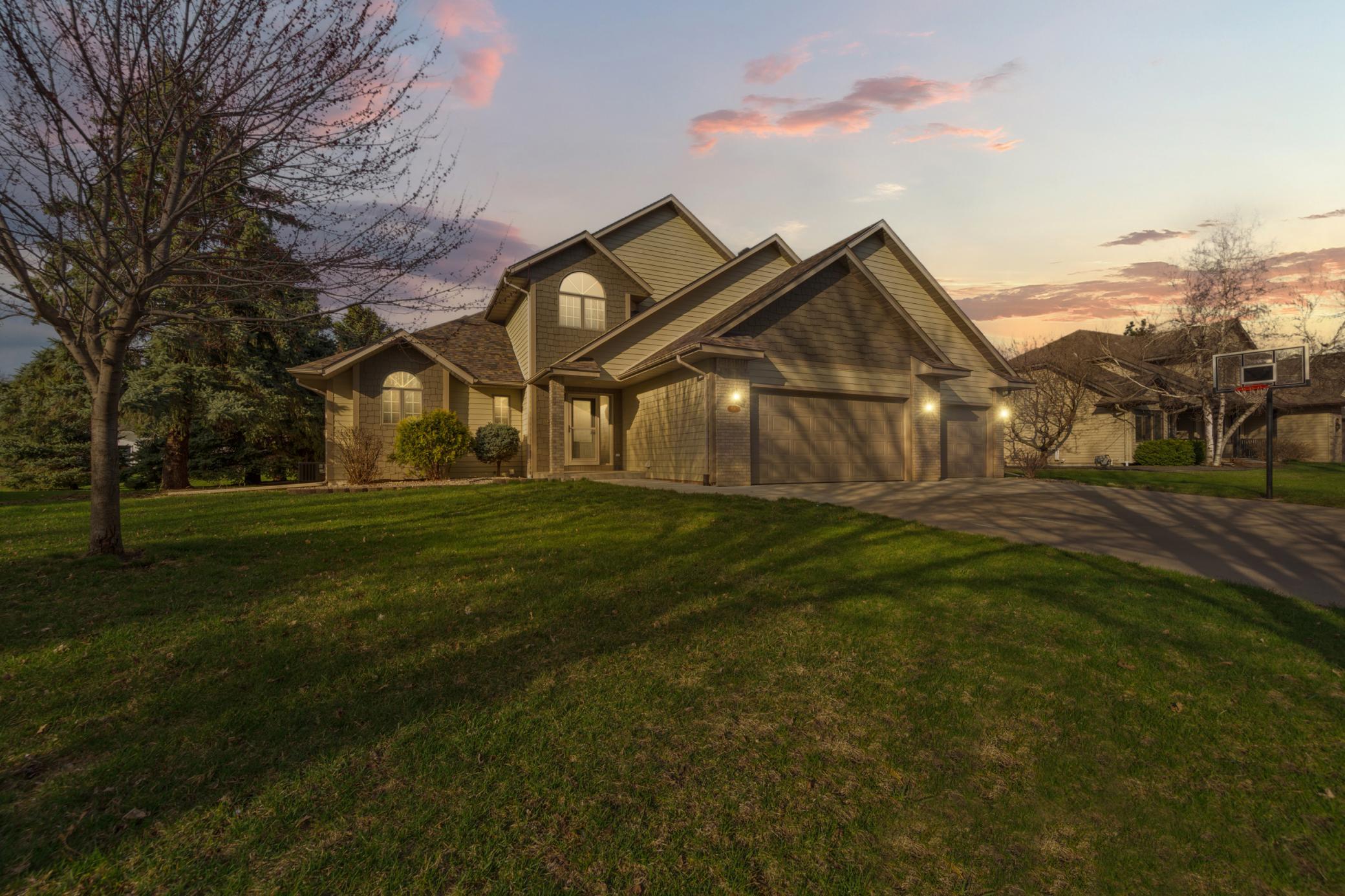 45th image of 1526 Castle Dr, North Mankato, MN 56003 | MLS# 7057121