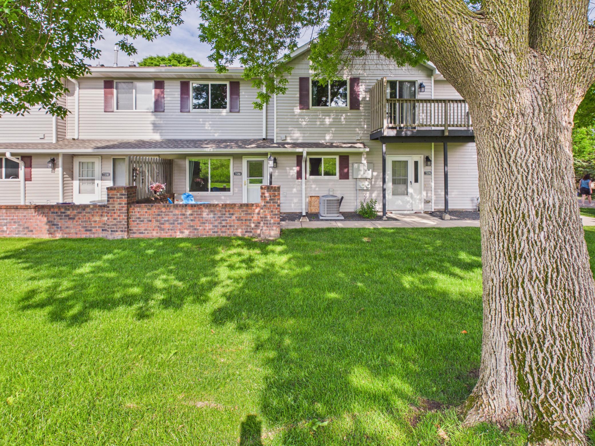Homes for sale in Oakdale, MN | 7598 13th St N, Oakdale, MN 55128 | MLS# 7057276