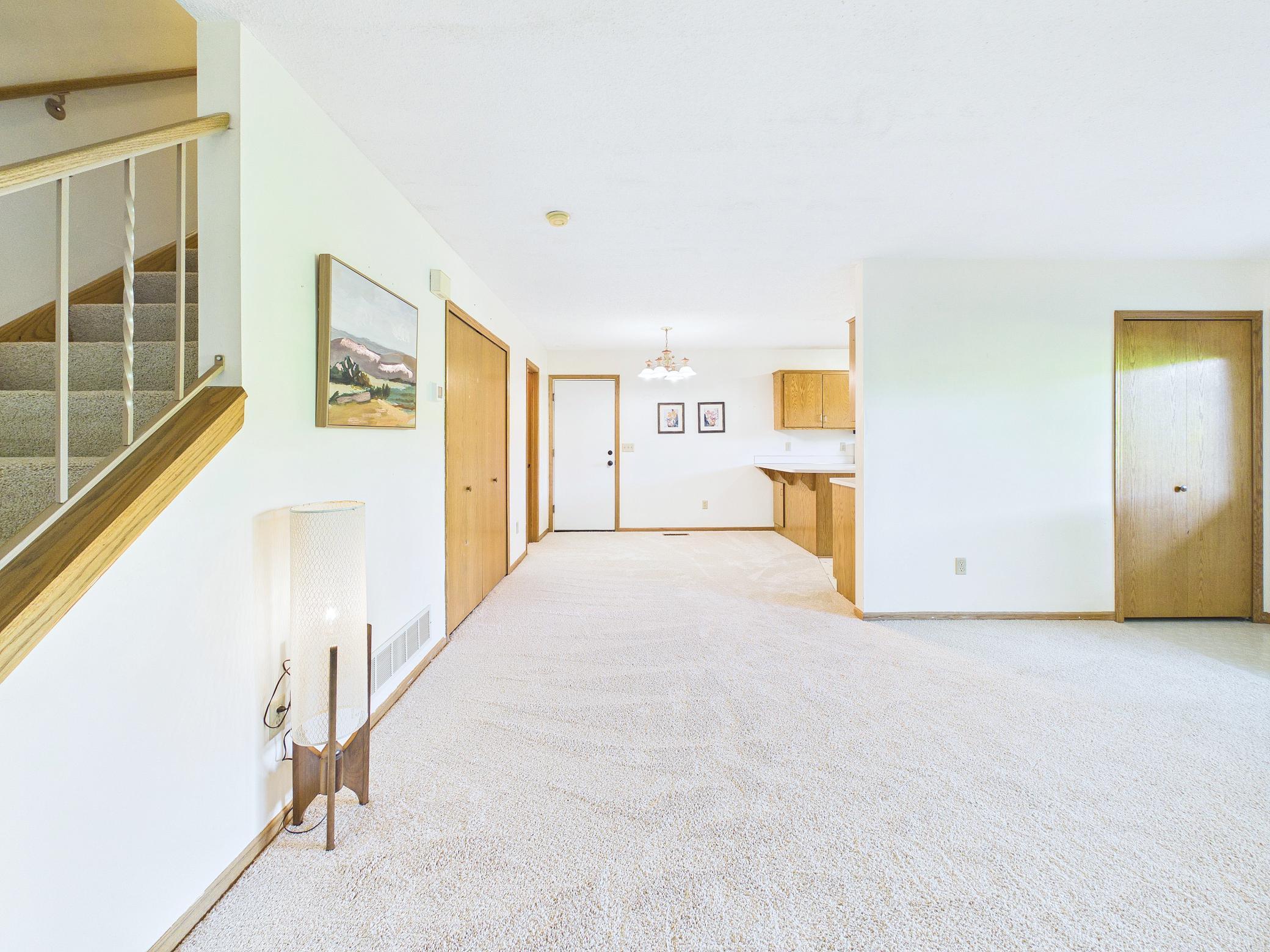 3rd image of 7598 13Th St N, Saint Paul, MN 55128 | MLS# 7057276