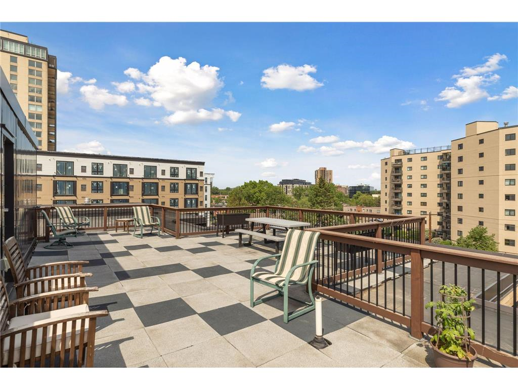 Homes for sale in Minneapolis, MN | 3150 Excelsior Blvd #313, Minneapolis, MN 55416 | MLS# 7057557