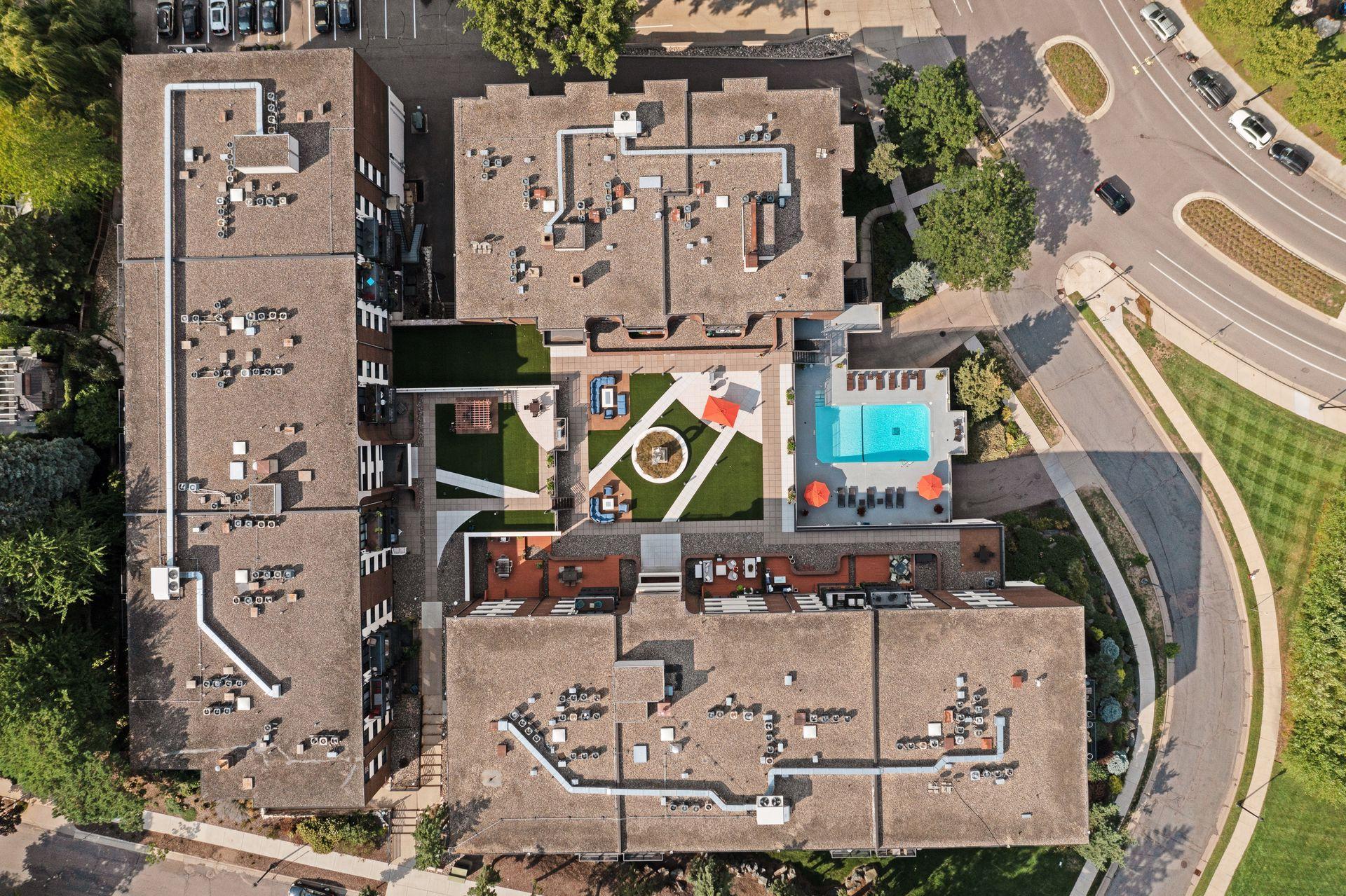 3rd image of 48 Groveland Ter #313, Minneapolis, MN 55403 | MLS# 7057767
