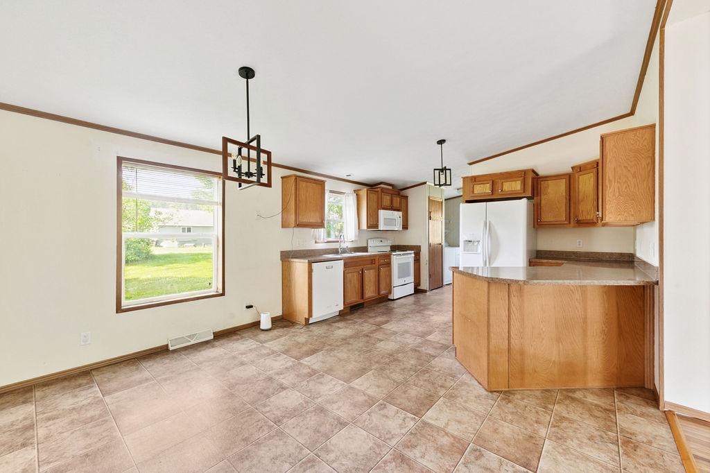 Homes for sale in Cloquet, MN | 505 Park Ave, Cloquet, MN 55720 | MLS# 7057815