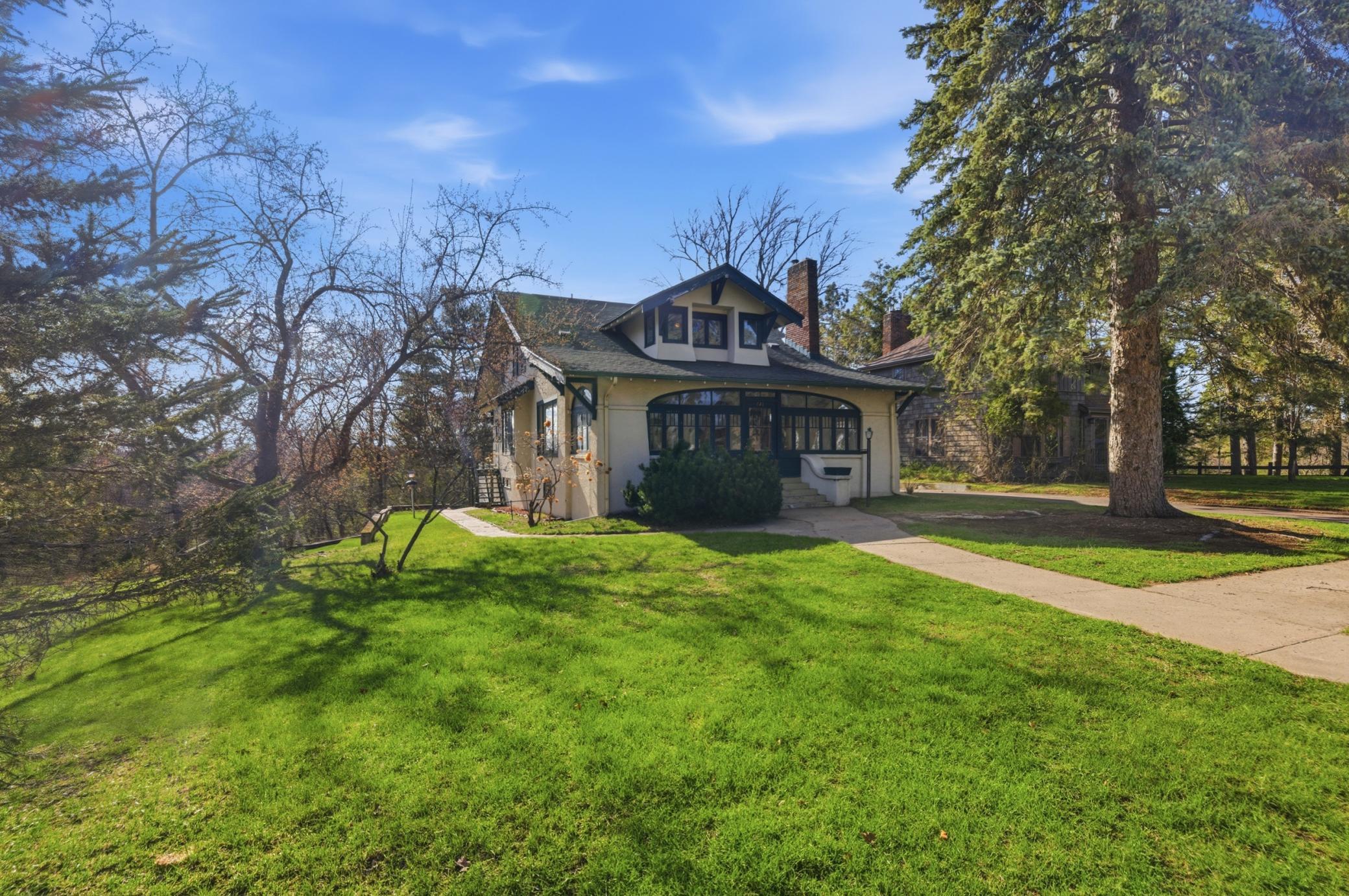 2nd image of 721 N 3rd St, Brainerd, MN 56401 | MLS# 7057831