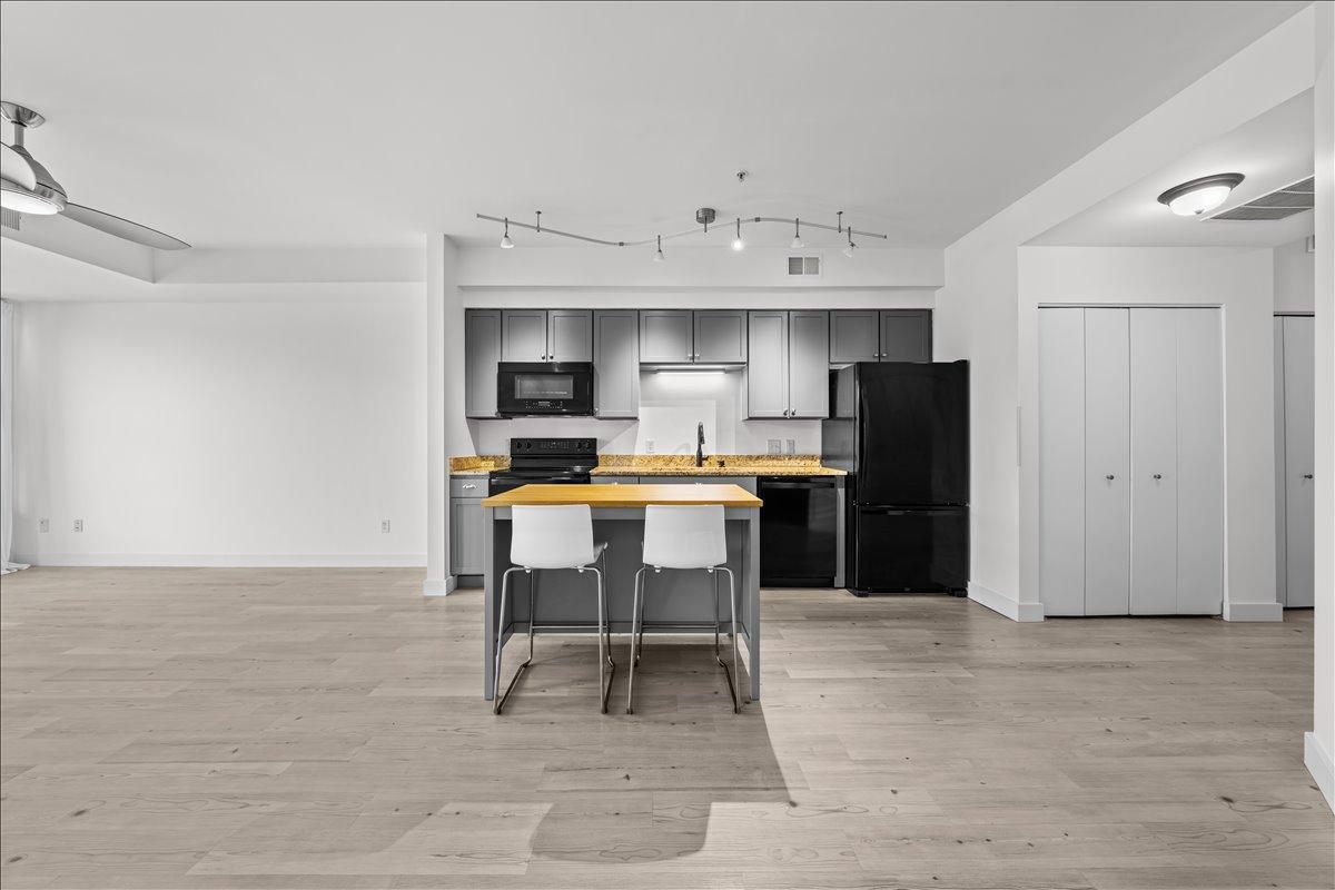 2nd image of 4500 Chicago Ave, Minneapolis, MN 55407
