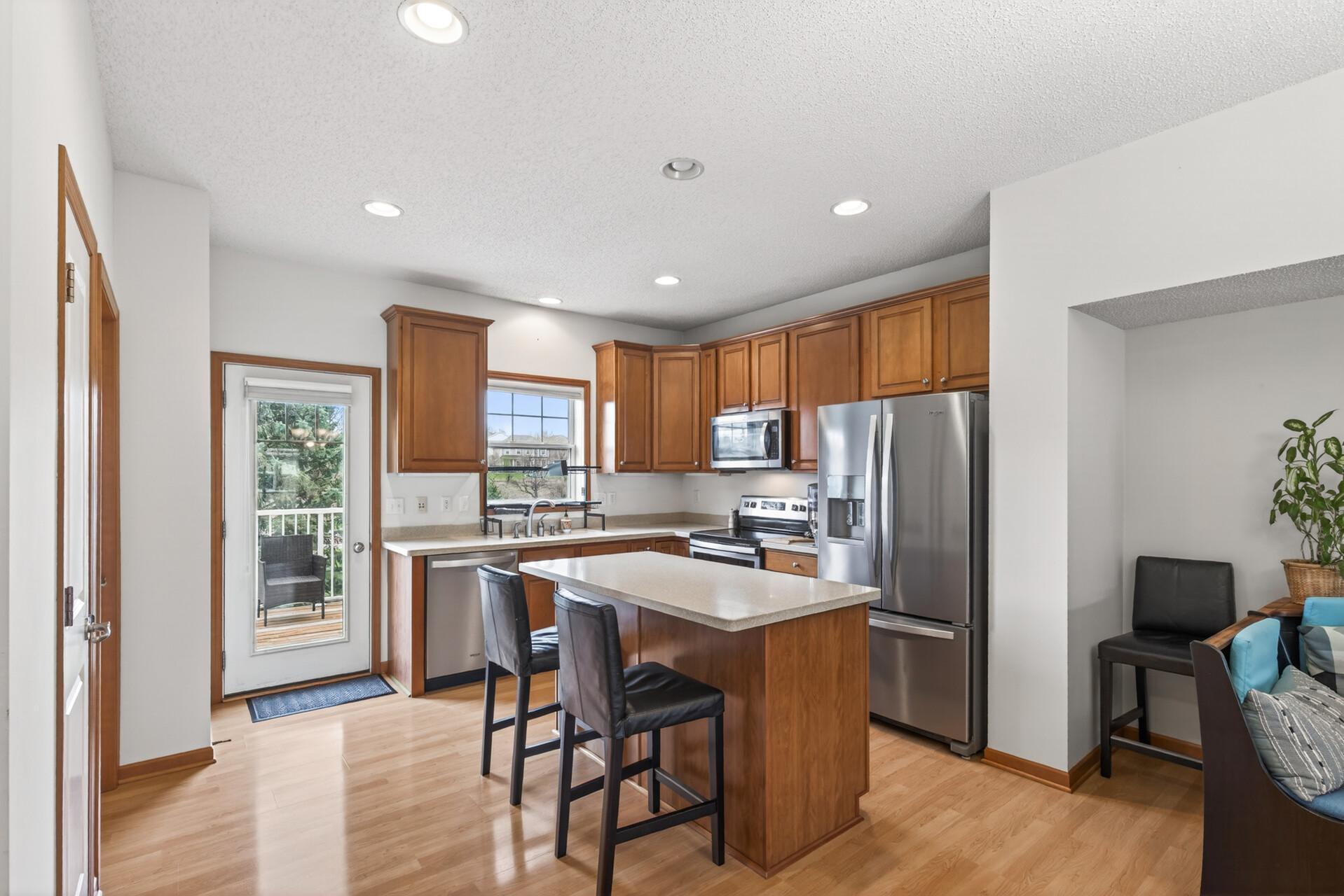 1st image of 10859 Kingsfield Ln, Saint Paul, MN 55129 | MLS# 7058229