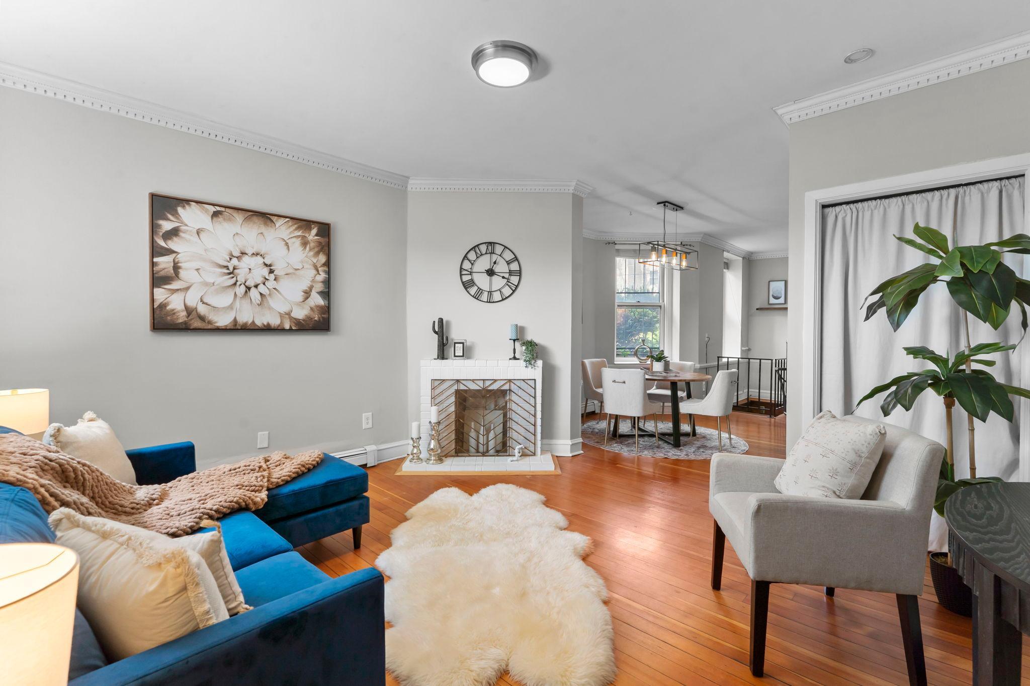 5th image of 703 Laurel Ave, St. Paul, MN 55104