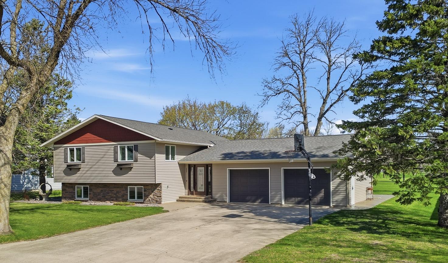 Homes for sale in Wells, MN | 225 10th St Se, Wells, MN 56097 | MLS# 7058286