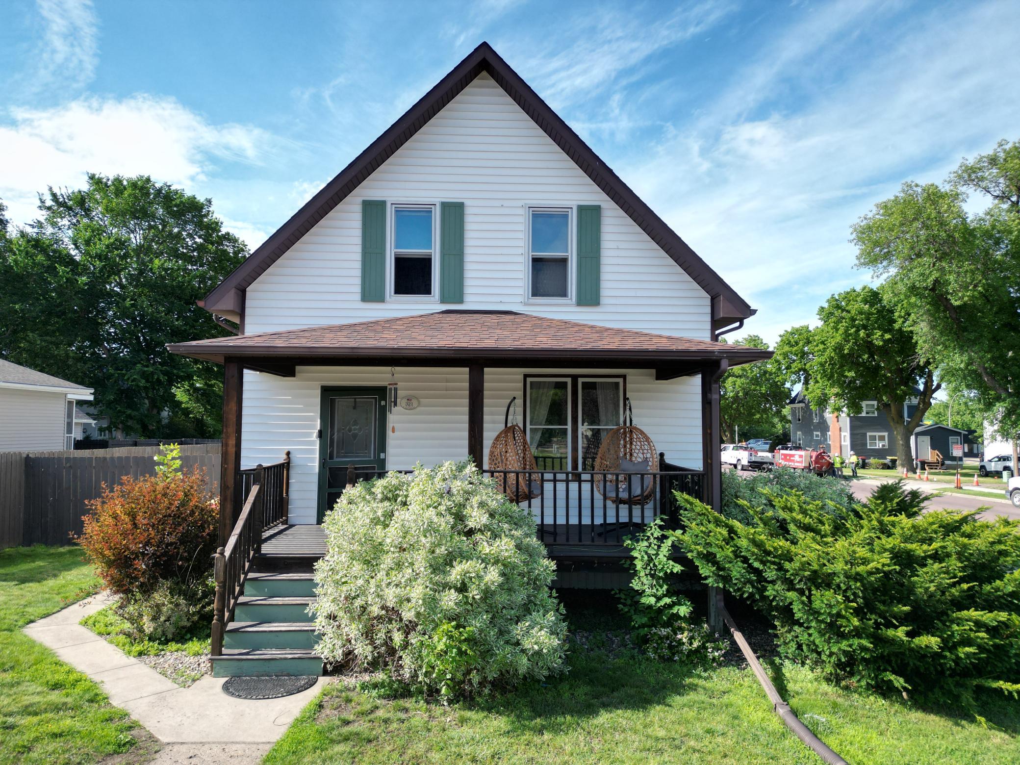 Homes for sale in Redwood Falls, MN | 321 E 2nd St, Redwood Falls, MN 56283 | MLS# 7058375