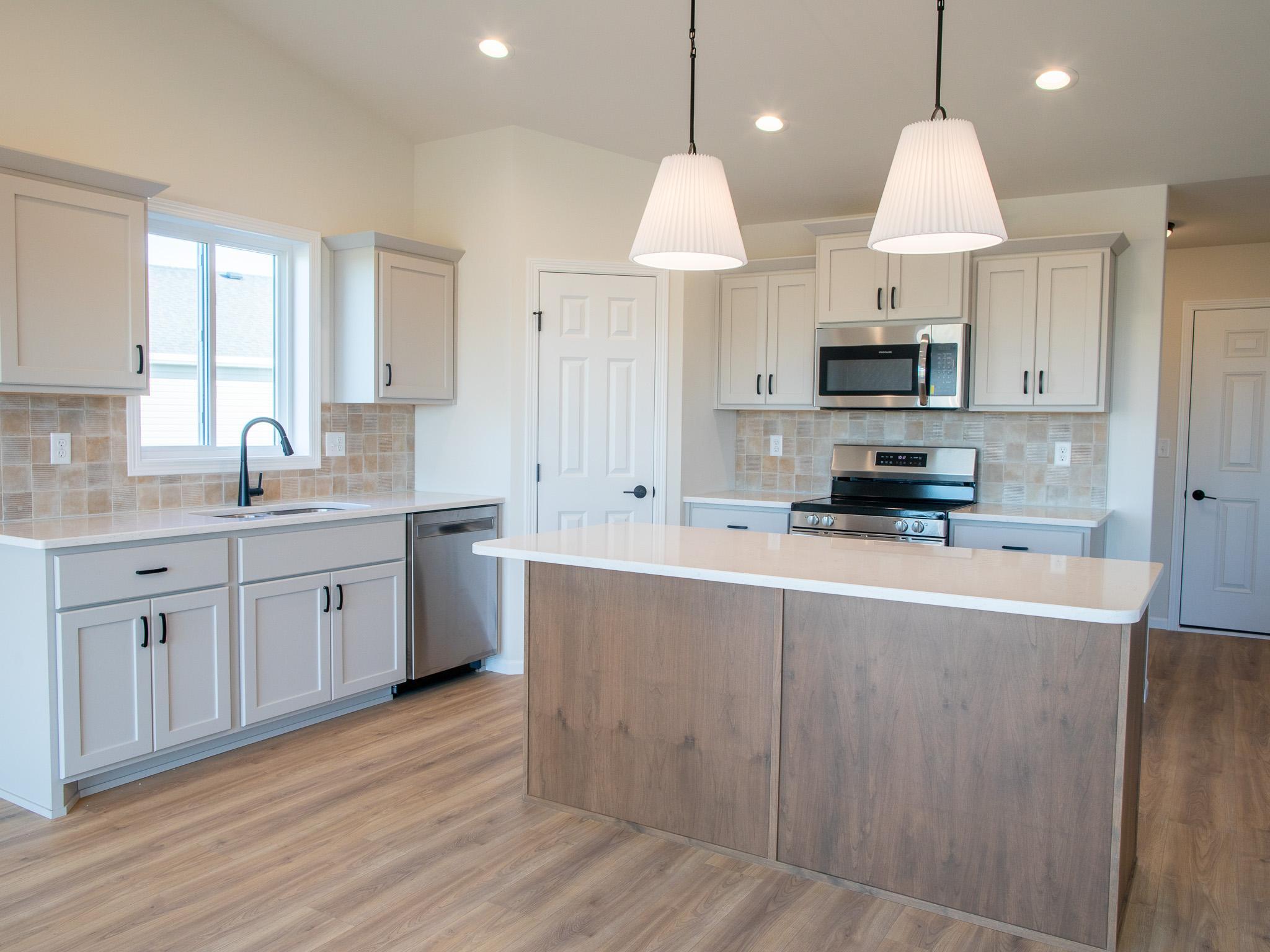 3rd image of 10109 Concord Dr, Horace, ND 58047 | MLS# 7058618