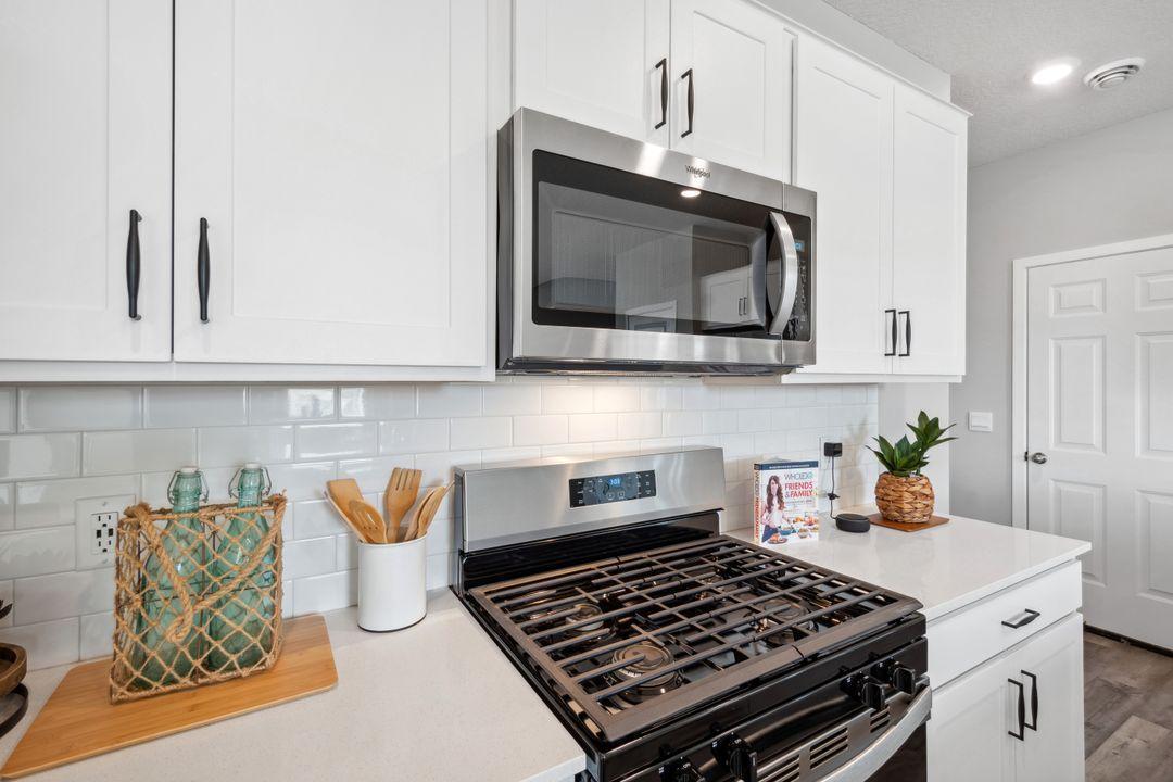 3rd image of 201 Snowdrop Trl, Waconia, MN 55387 | MLS# 7058855
