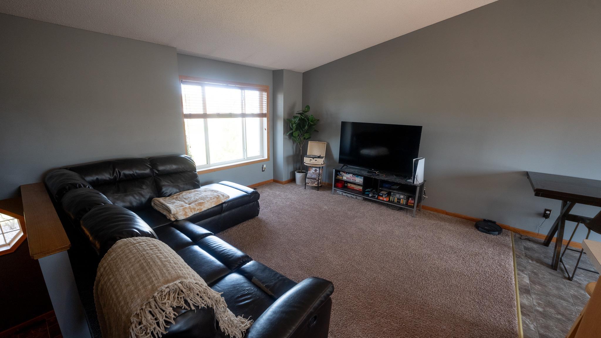 Homes for sale in Braham, MN | 603 Horseshoe Ln, Braham, MN 55006 | MLS# 7058866