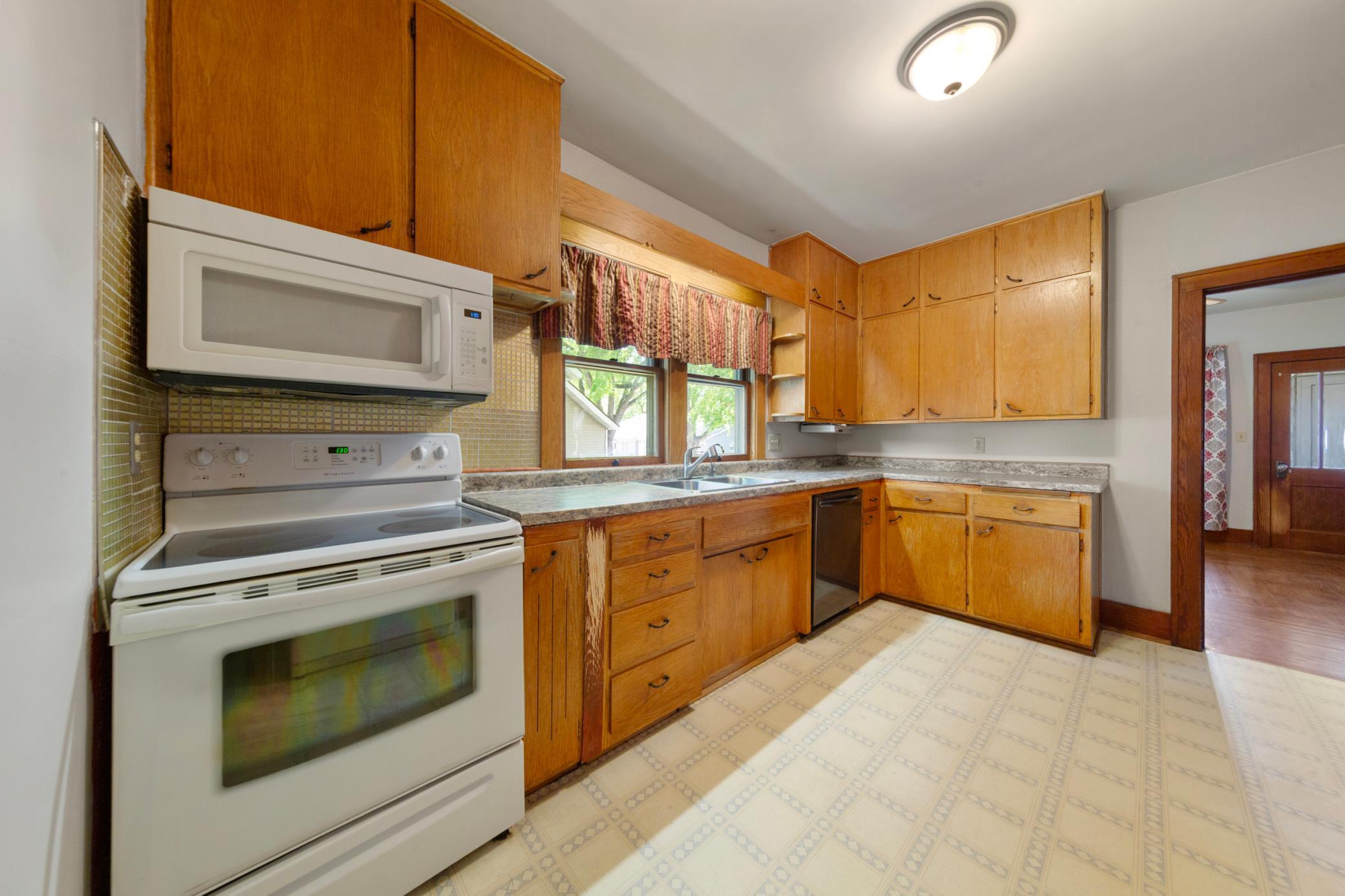 Homes for sale in Waterville, MN | 420 Main St W, Waterville, MN 56096 | MLS# 7058873