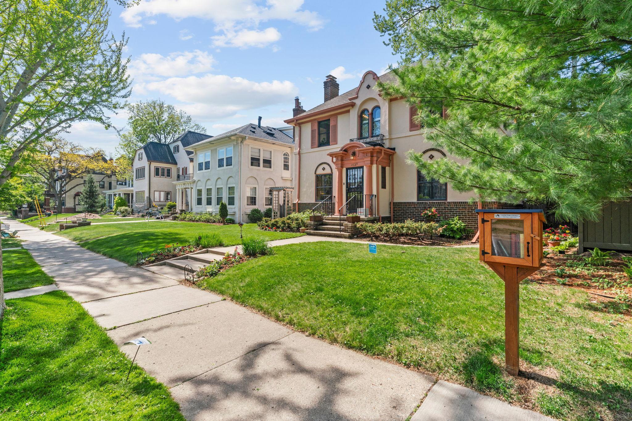 Homes for sale in Minneapolis, MN | 1629 W 25Th St, Minneapolis, MN 55405 | MLS# 7059156