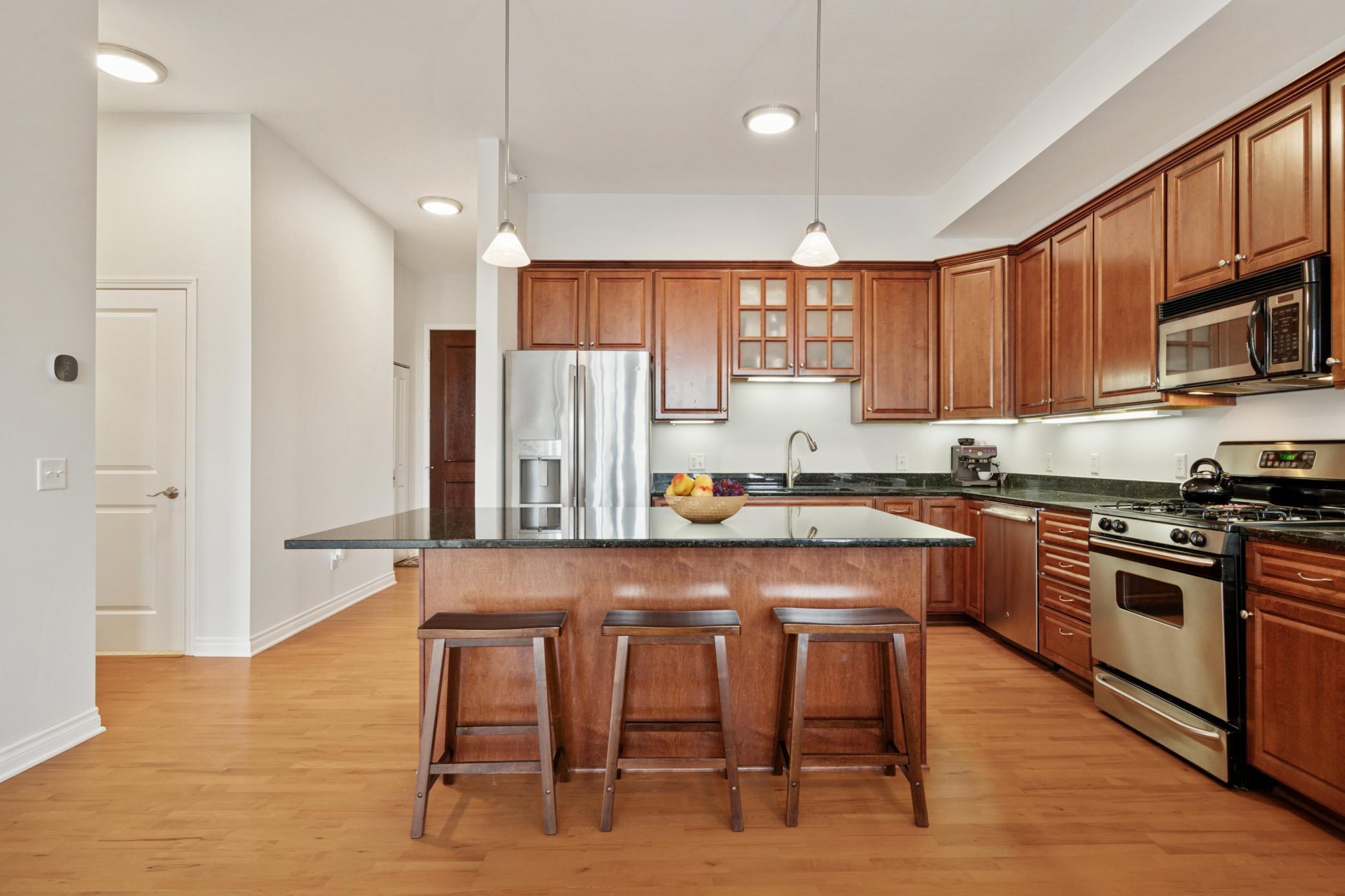 5th image of 301 Clifton Ave, Minneapolis, MN 55403