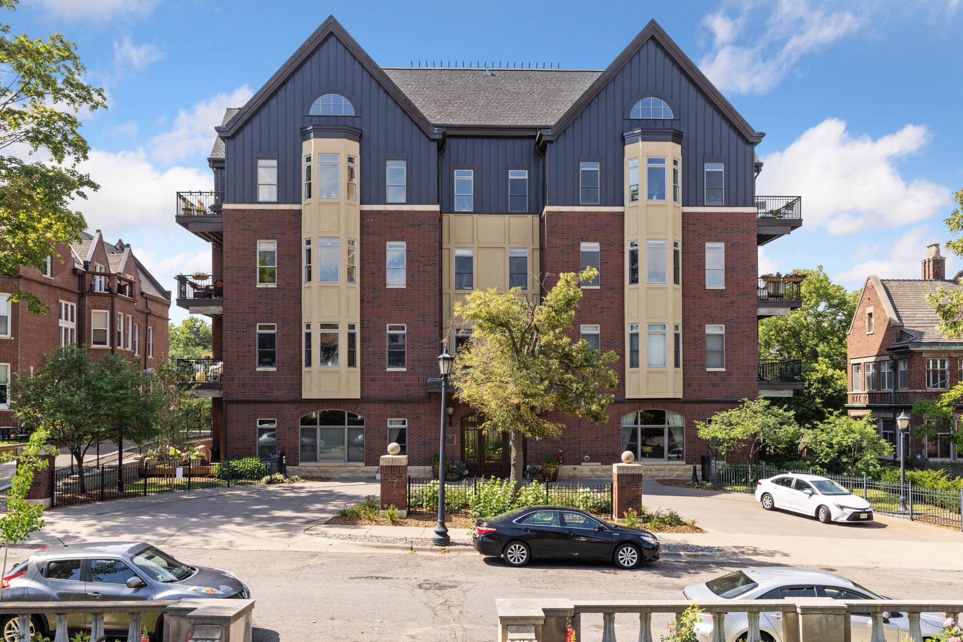 2nd image of 301 Clifton Ave #3D, Minneapolis, MN 55403 | MLS# 7059677