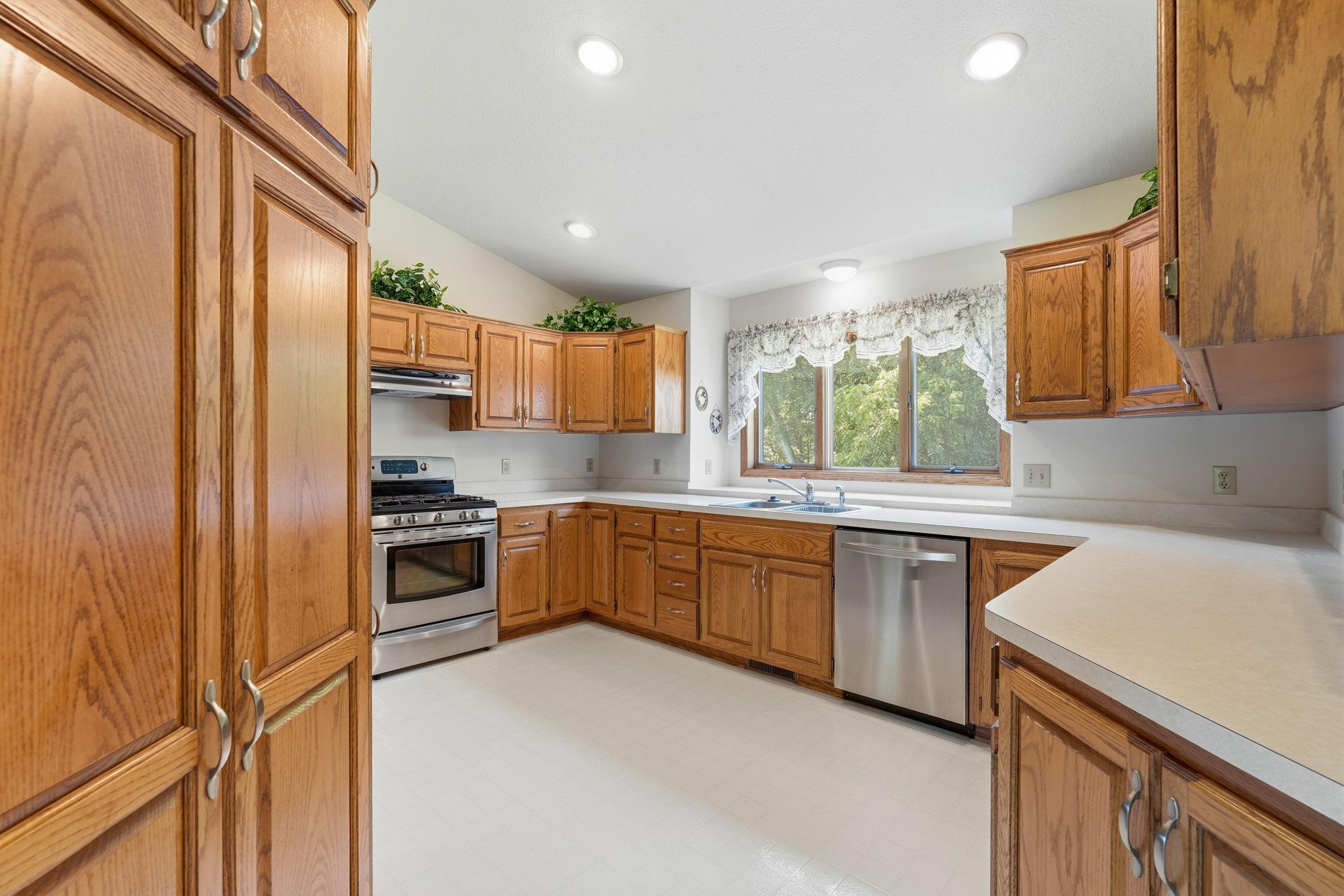 Homes for sale in East Bethel, MN | 19539 Rochester St Ne, East Bethel, MN 55011 | MLS# 7059686