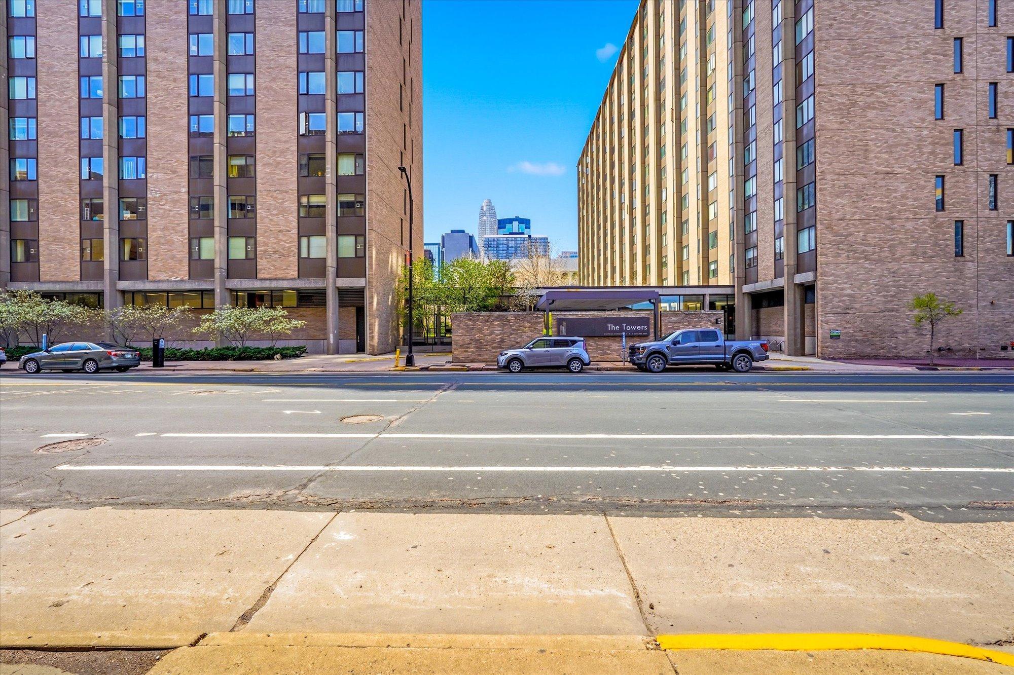 2nd image of 15 S 1St St, Minneapolis, MN 55401