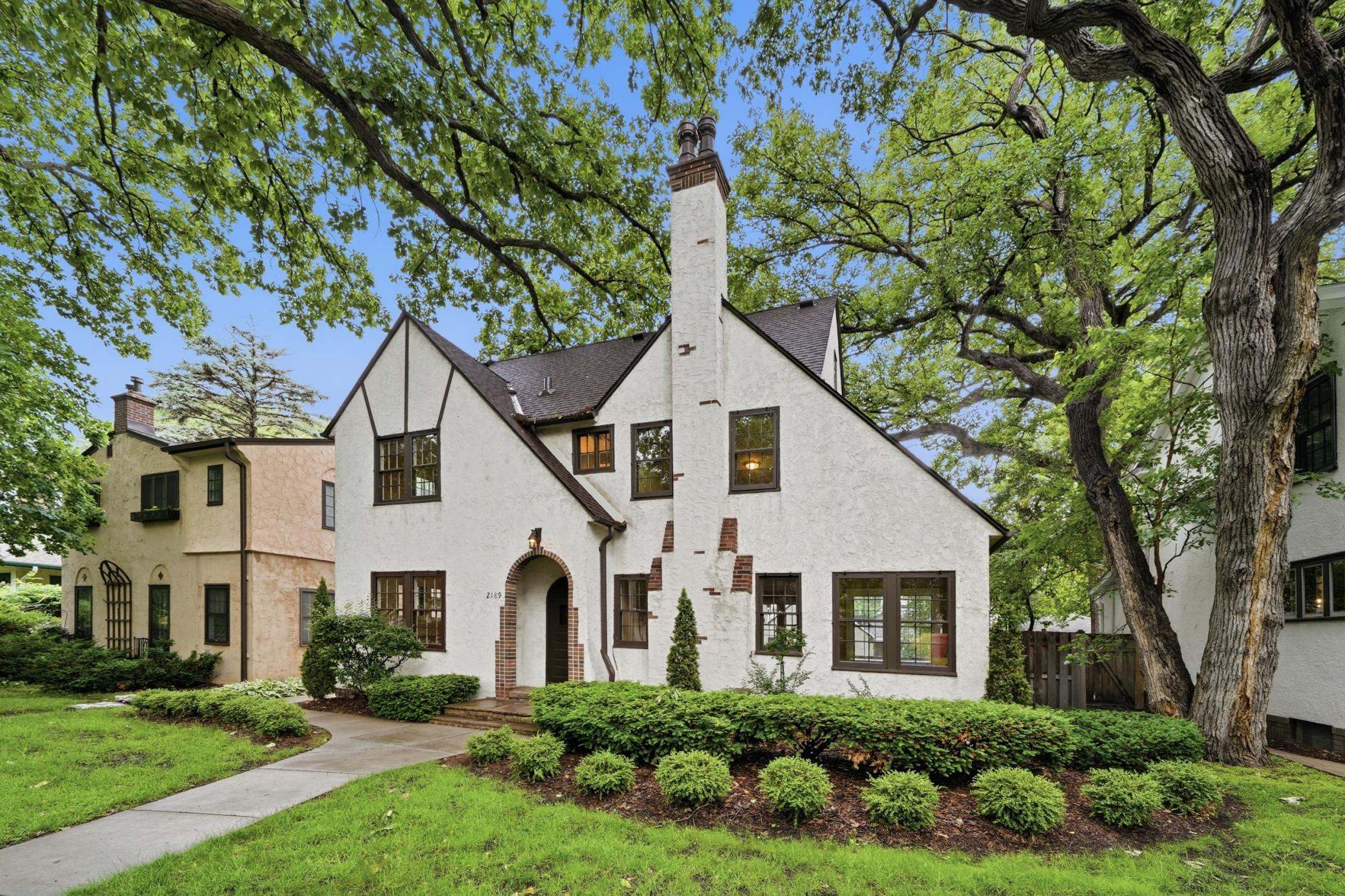 4th image of 2189 Saint Clair Ave, Saint Paul, MN 55105 | MLS# 7059833