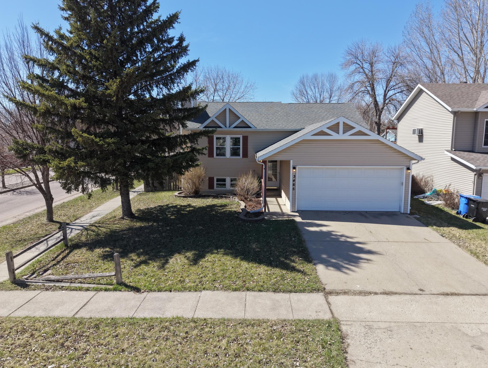 Homes for sale in Fargo, ND | 3485 18Th St S, Fargo, ND 58104 | MLS# 7059934