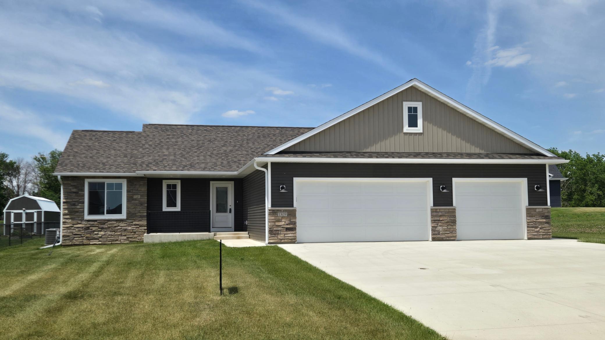 1st image of 1309 18th St Ne, Austin, MN 55912 | MLS# 7060947
