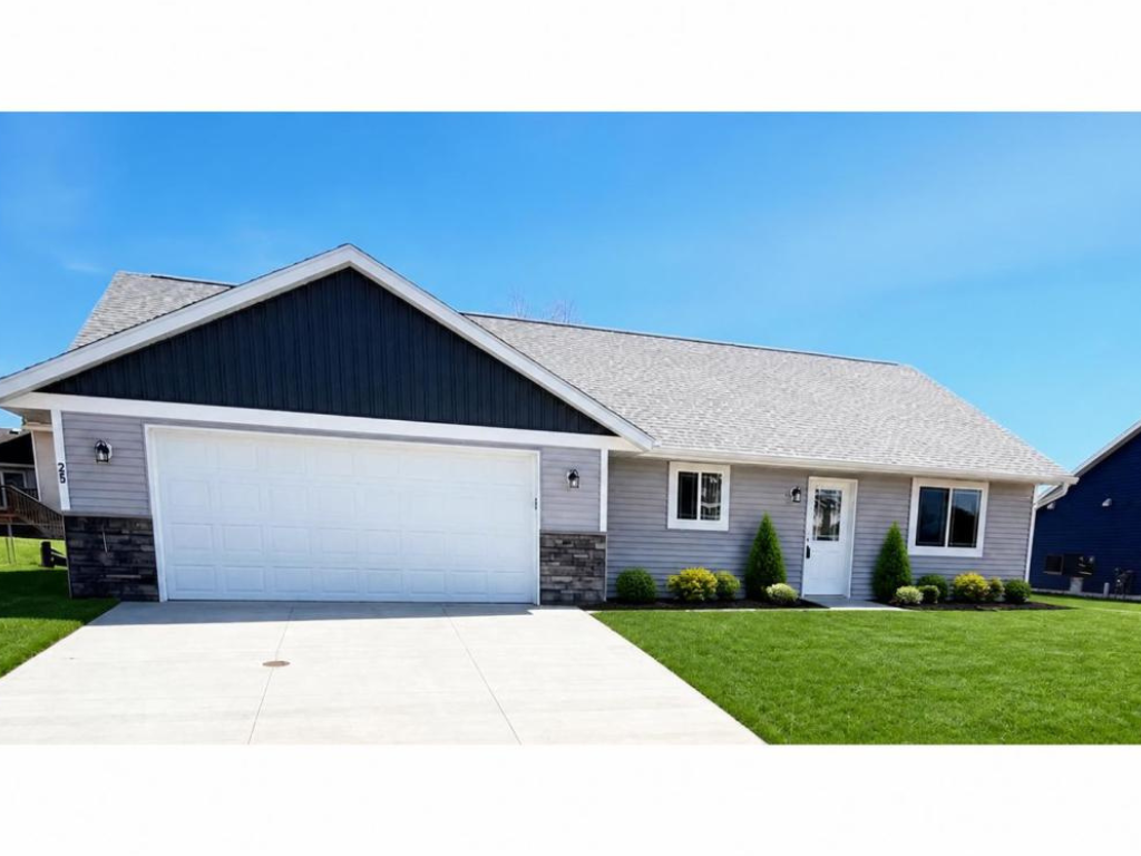 1st image of 425 4th Ave Se, Saint Joseph, MN 56374 | MLS# 7061346