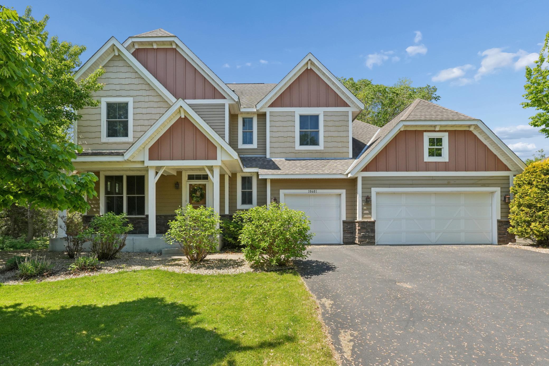2nd image of 10601 Watersedge Ln, Saint Paul, MN 55129 | MLS# 7061681